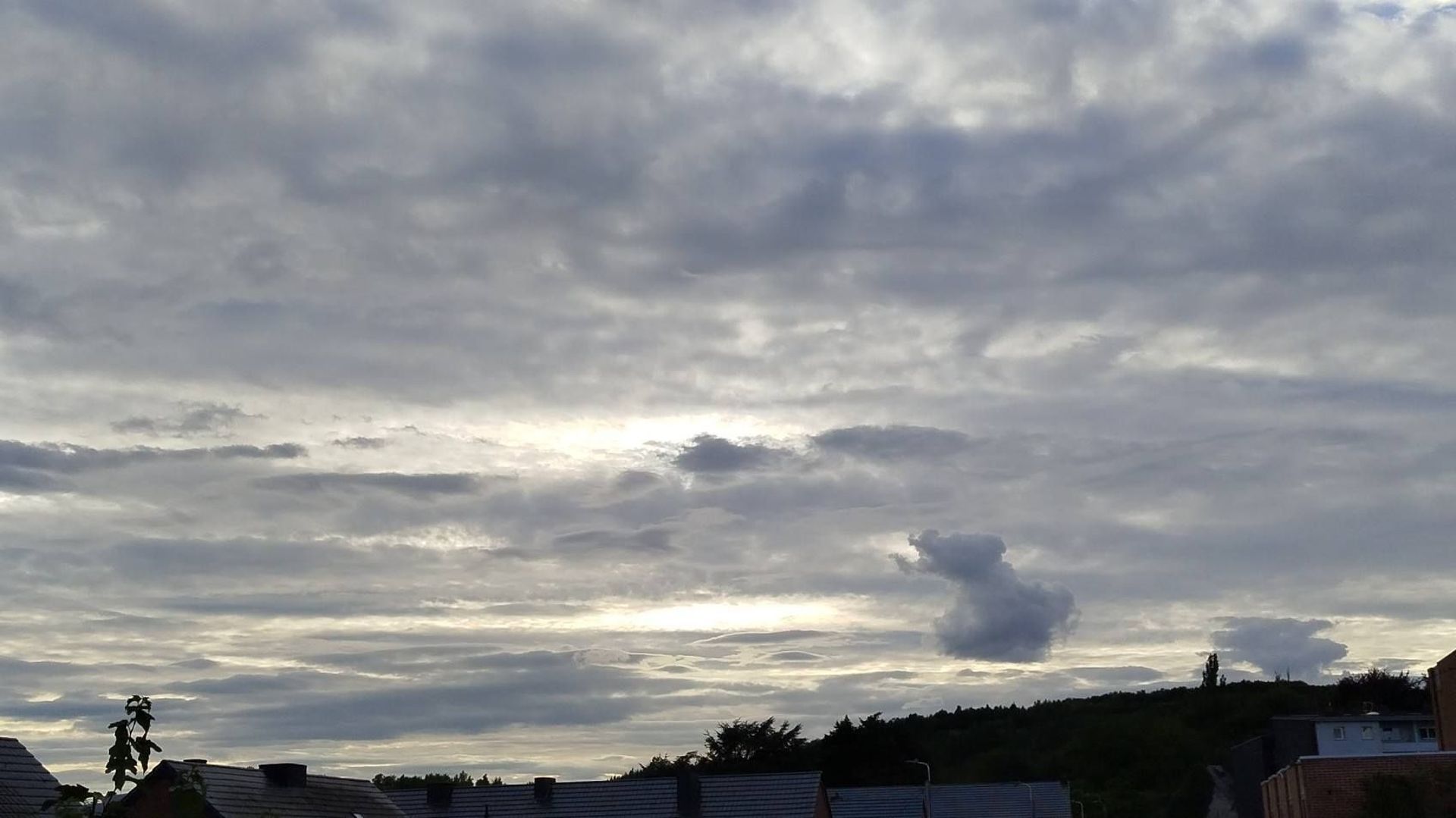 Météo en Belgique : averses et nuages jusqu’à la fin de semaine prochaine