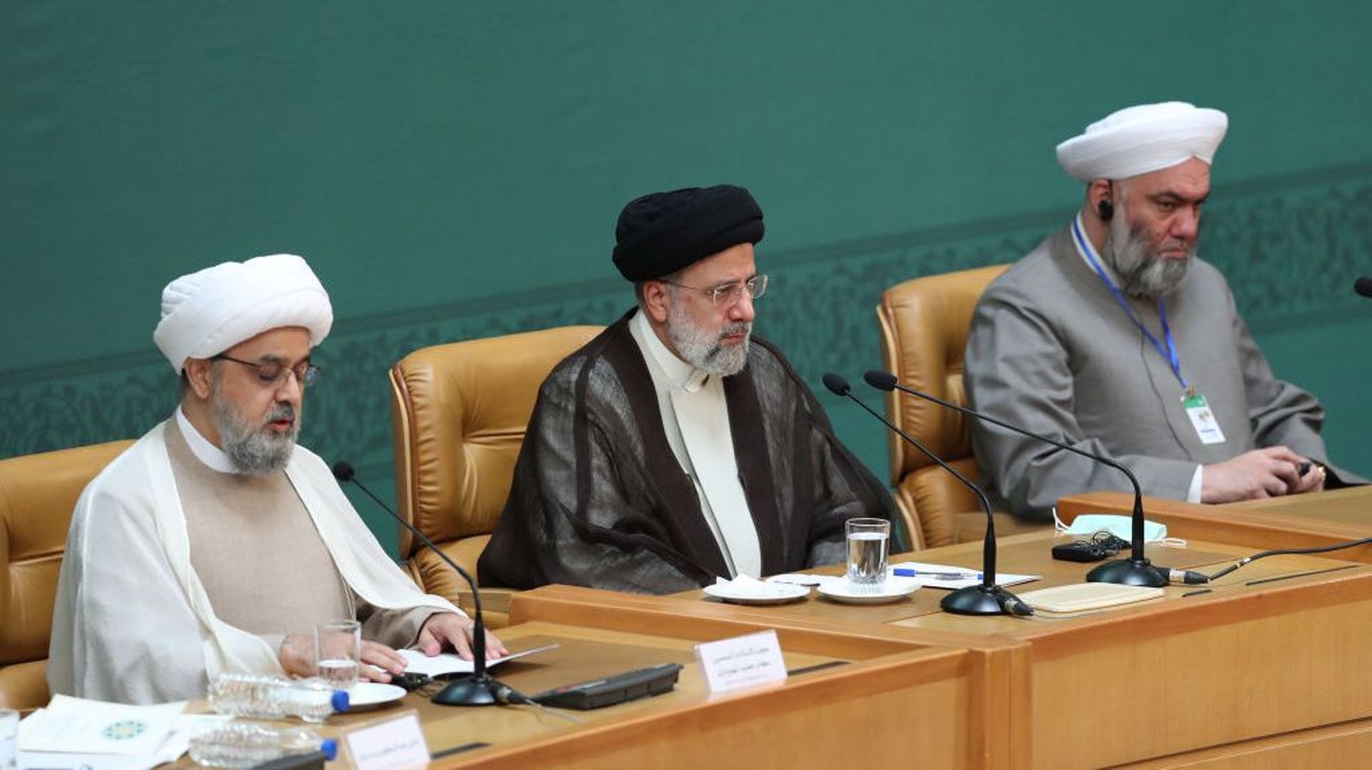 Ebrahim Reisi à la 36e conférence internationale de l’unité islamique, le 12 octobre à Téhéran.
