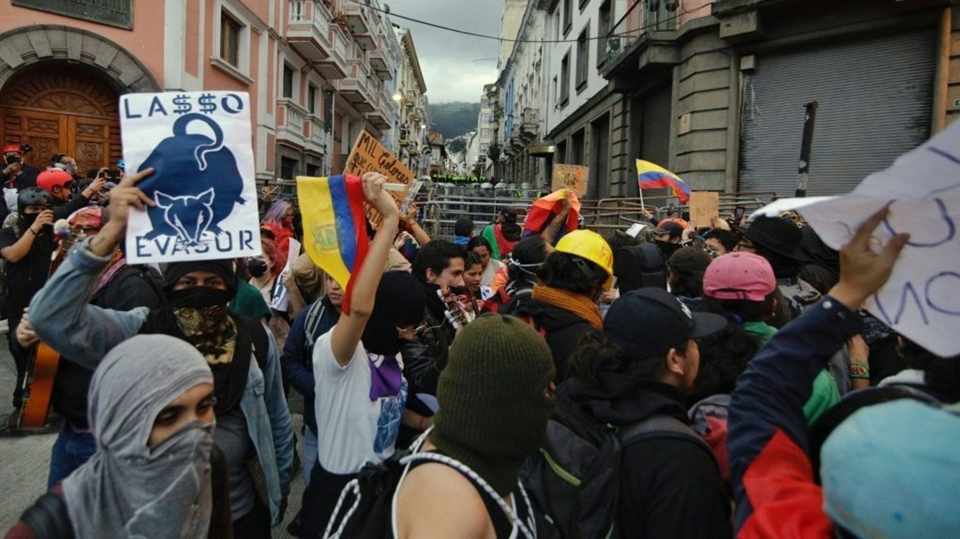 Des manifestants à Quito, le 17 juin 2022
