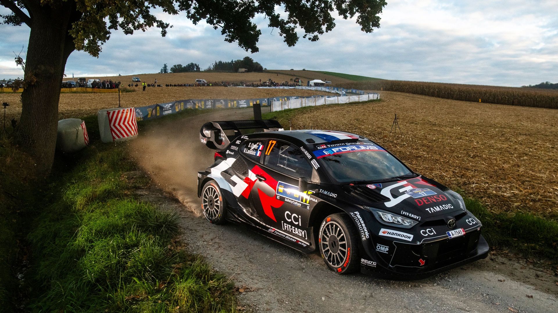 WRC Europe Centrale : Ogier (déjà) aux commandes, Neuville 7e (direct vidéo à 18h)