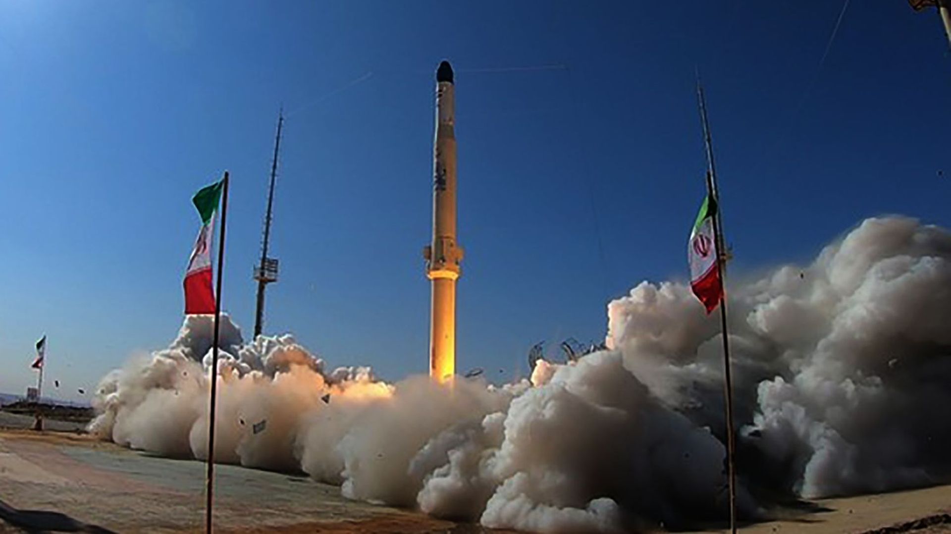 L'Iran teste un nouveau lanceur de satellite