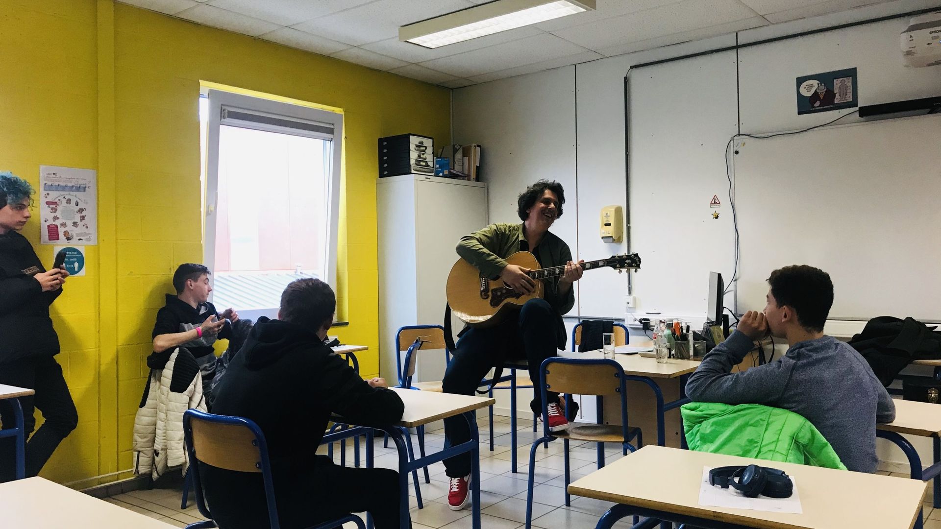 La rencontre s’est terminée en chansons
