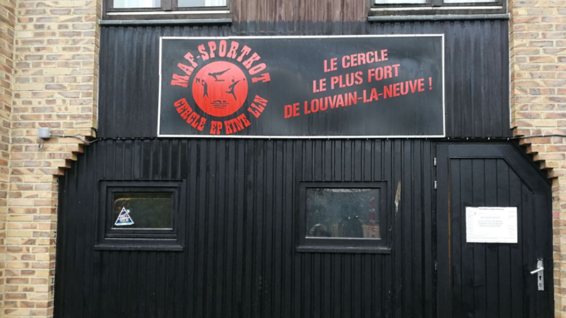 La MAF (Maison des Athlètes francophones) avait été fermée après la révélation des faits qui s'y sont déroulés.