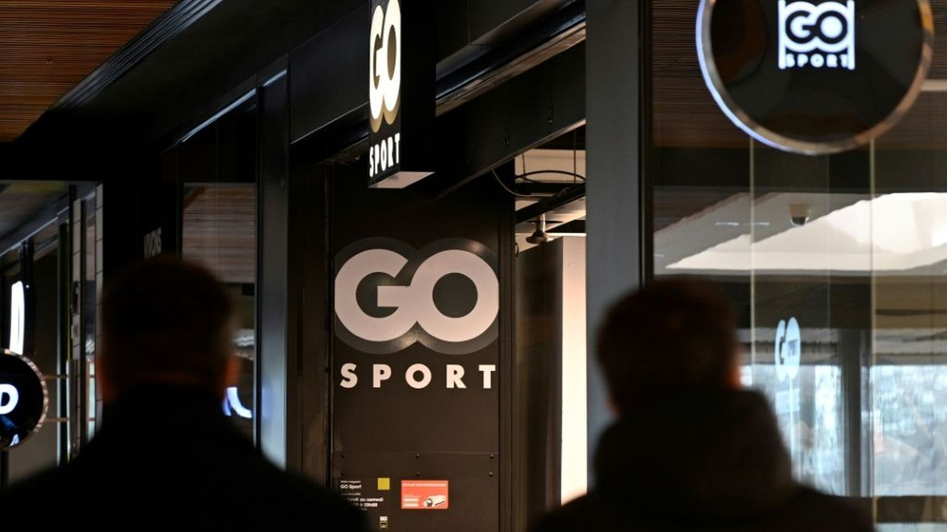 La société Go Sport France a été placée en redressement judiciaire, deux semaines après sa maison-mère le distributeur d’articles sportifs Groupe Go Sport