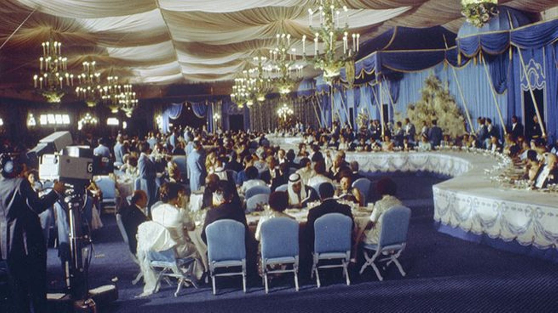 Le Temps d'Une Histoire" vous enmène en Iran avec l'exubérant banquet du Shah 