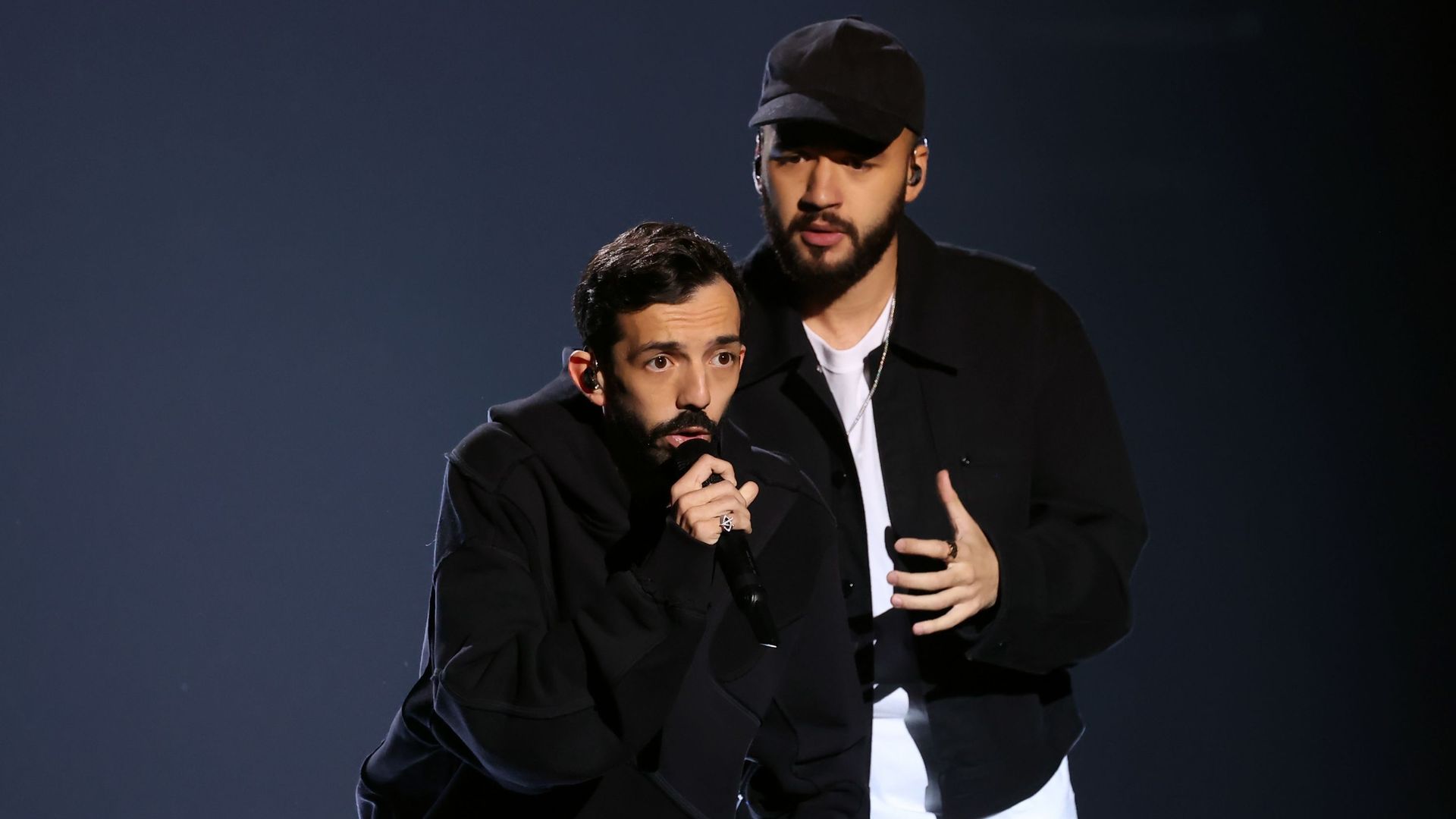Bigflo et Oli sortent un featuring avec un artiste inconnu repéré sur ...