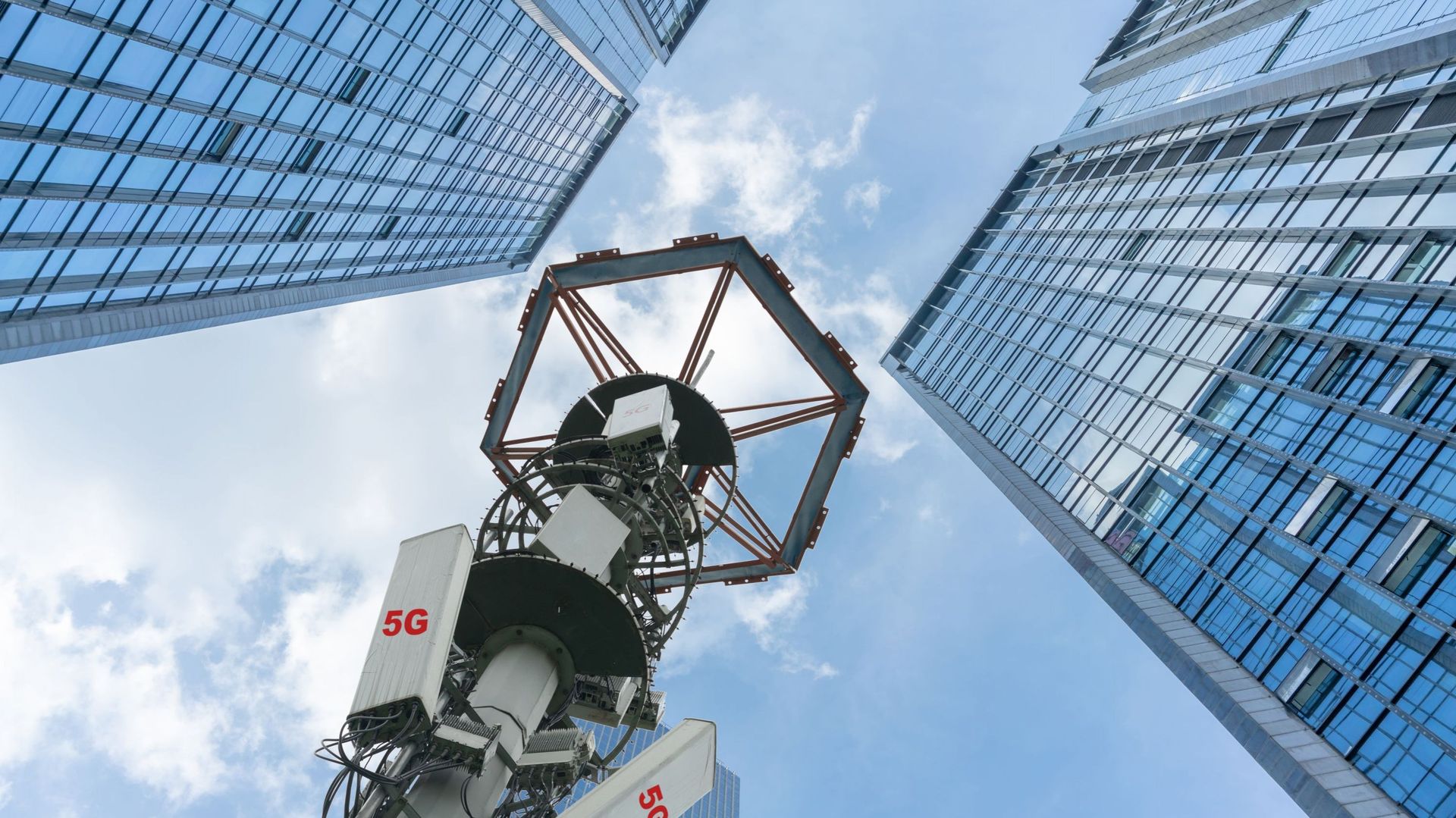Concept technologie de communication 5G. Ville intelligente.