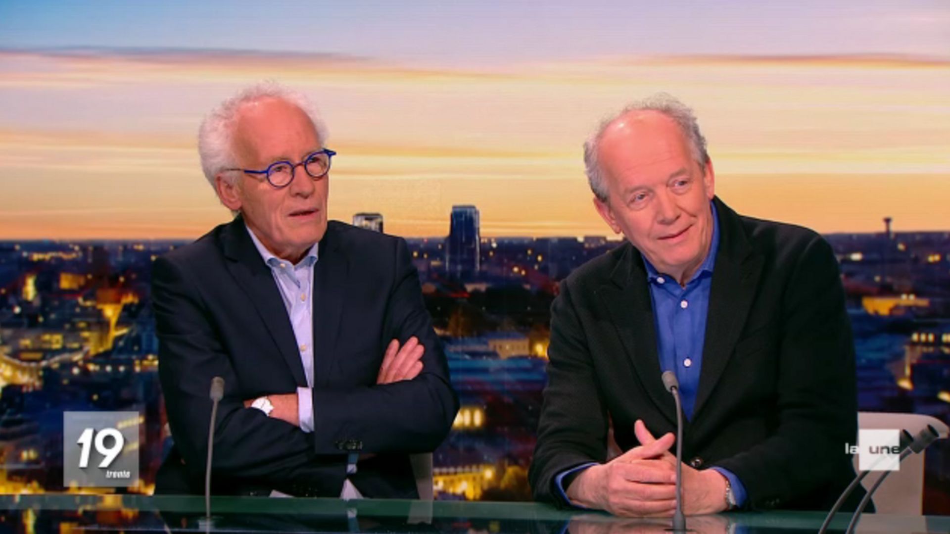 Luc et Jean-Pierre Dardenne sur le plateau du JT de la RTBF