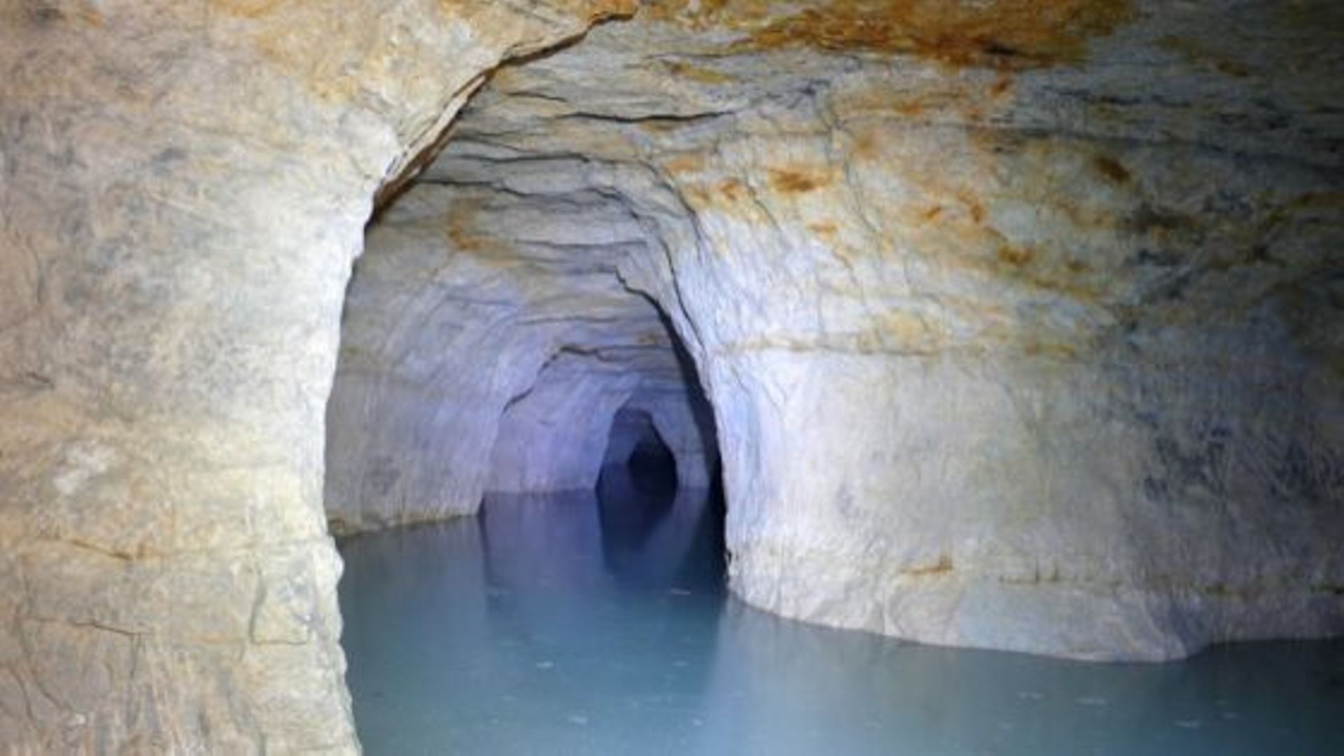 Carrières souterraines de la Malogne - partie sous eaux