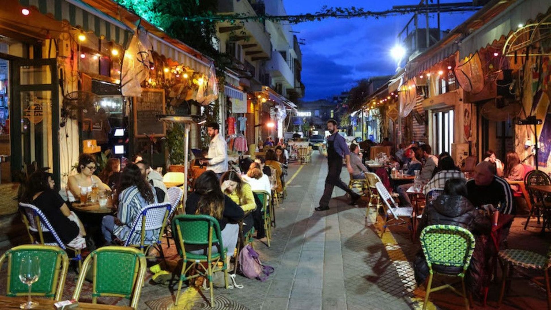 Israël : un quasi-retour à la normale avec la réouverture des restaurants