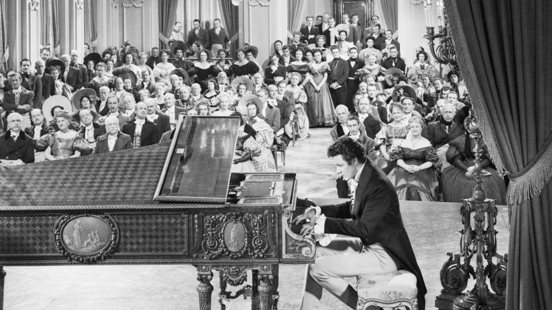 Chopin In Concert