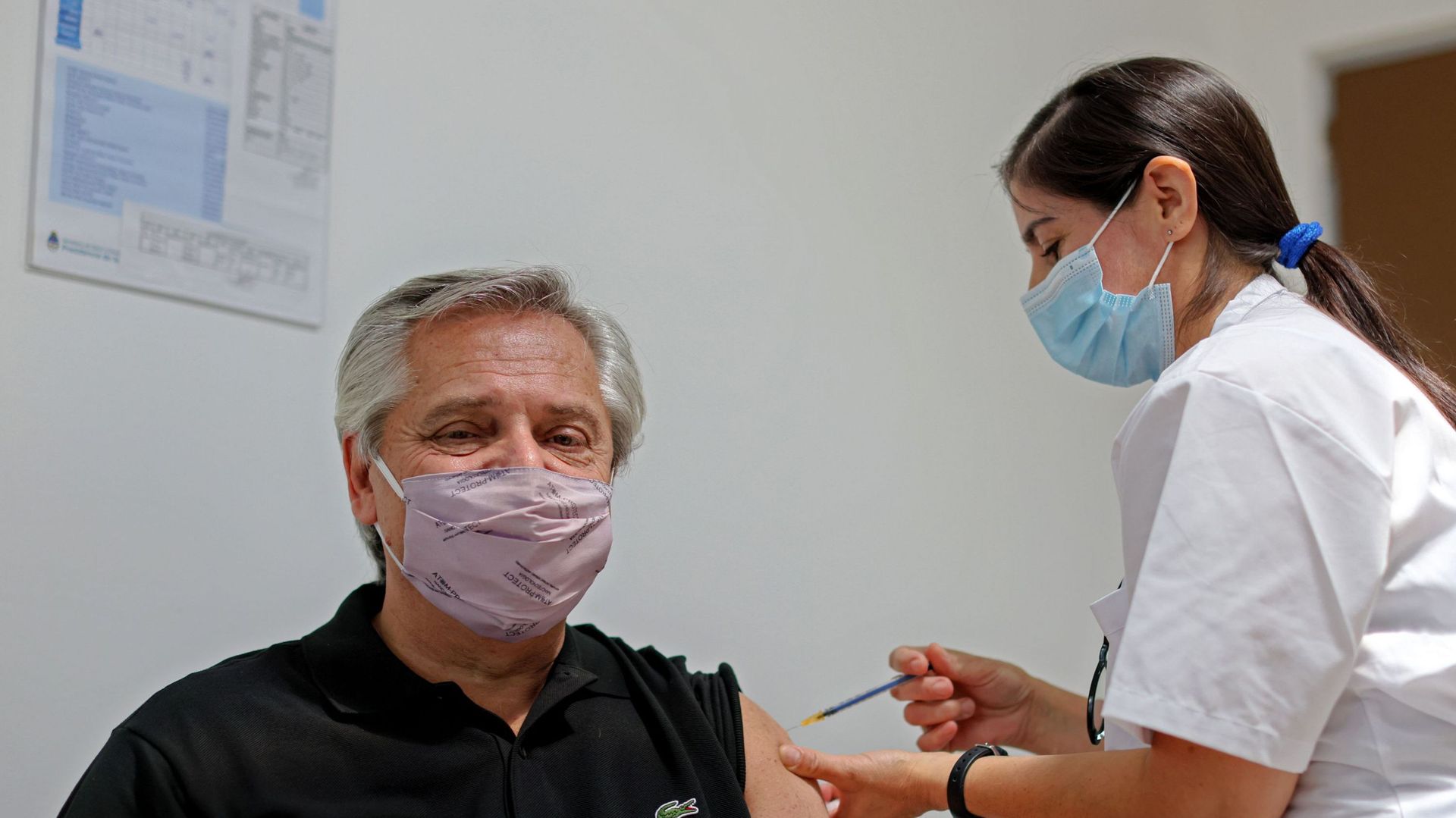 Coronavirus en Argentine : le président reçoit sa première dose du vaccin russe