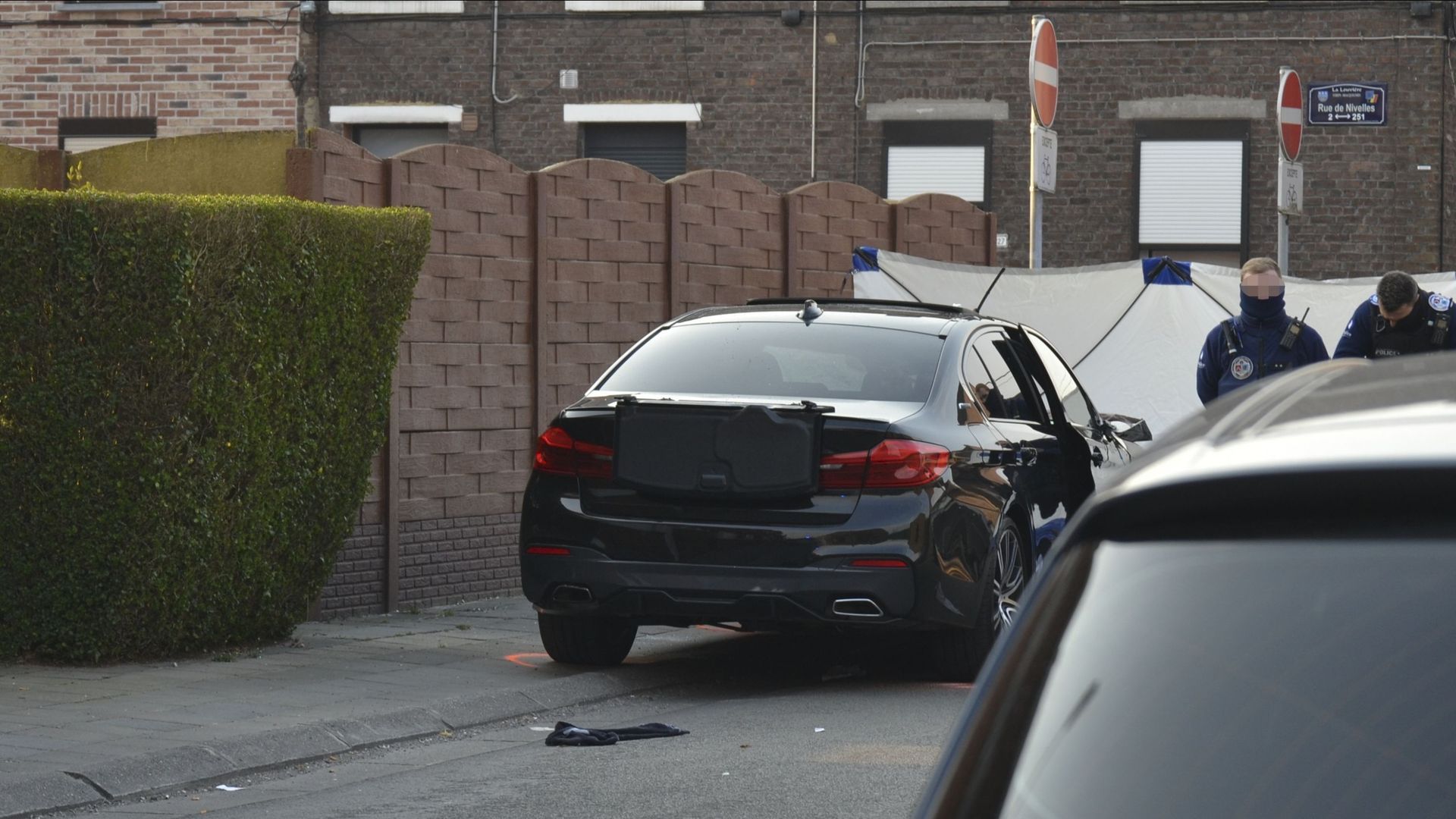 La BMW impliquée dans le drame qui a secoué Strépy-Bracquegnies dimanche dernier était, semble-t-il, équipée un système anti-collision.