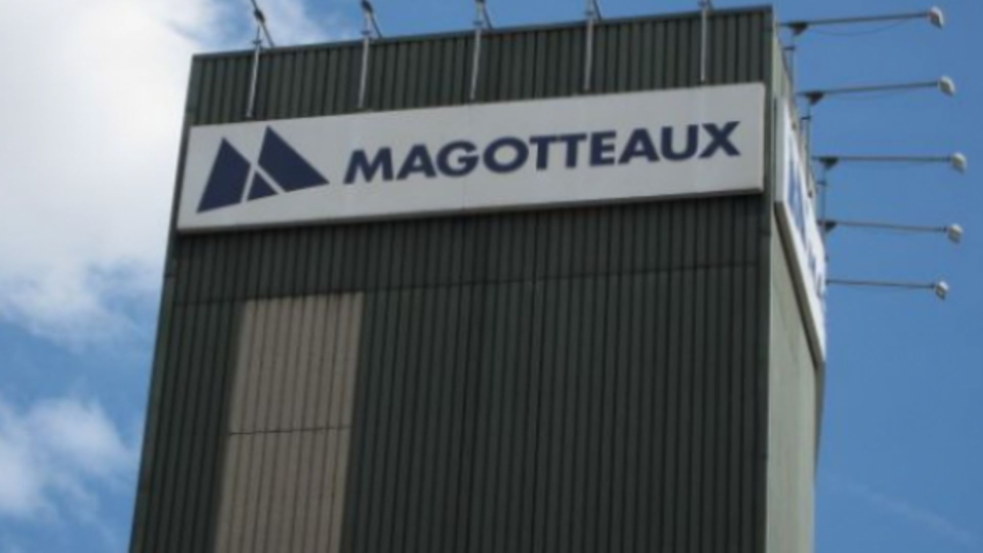 Chez Magotteaux, le personnel est toujours sous le choc suite au suicide d'un employé la semaine dernière.