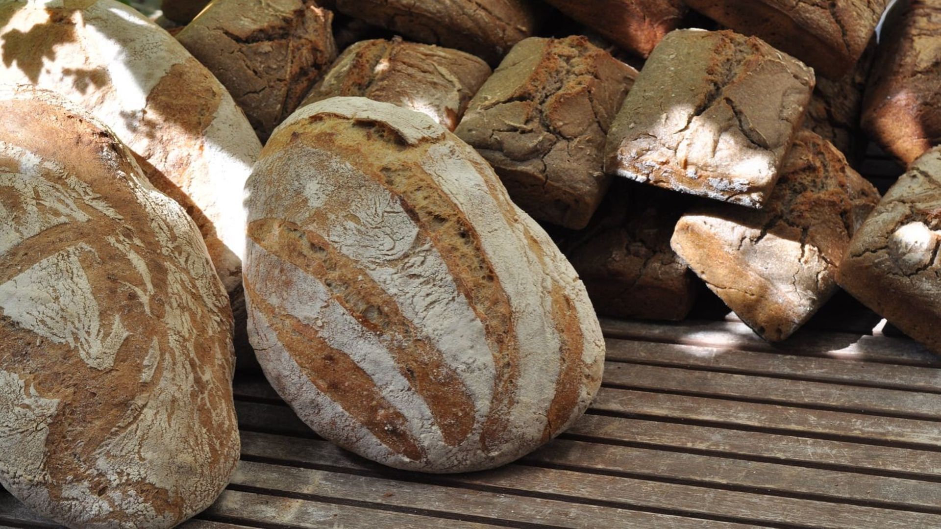 Le Pain Levé s'est lancé le pari de vendre des pain de grande qualité à des bruxellois moins aisés