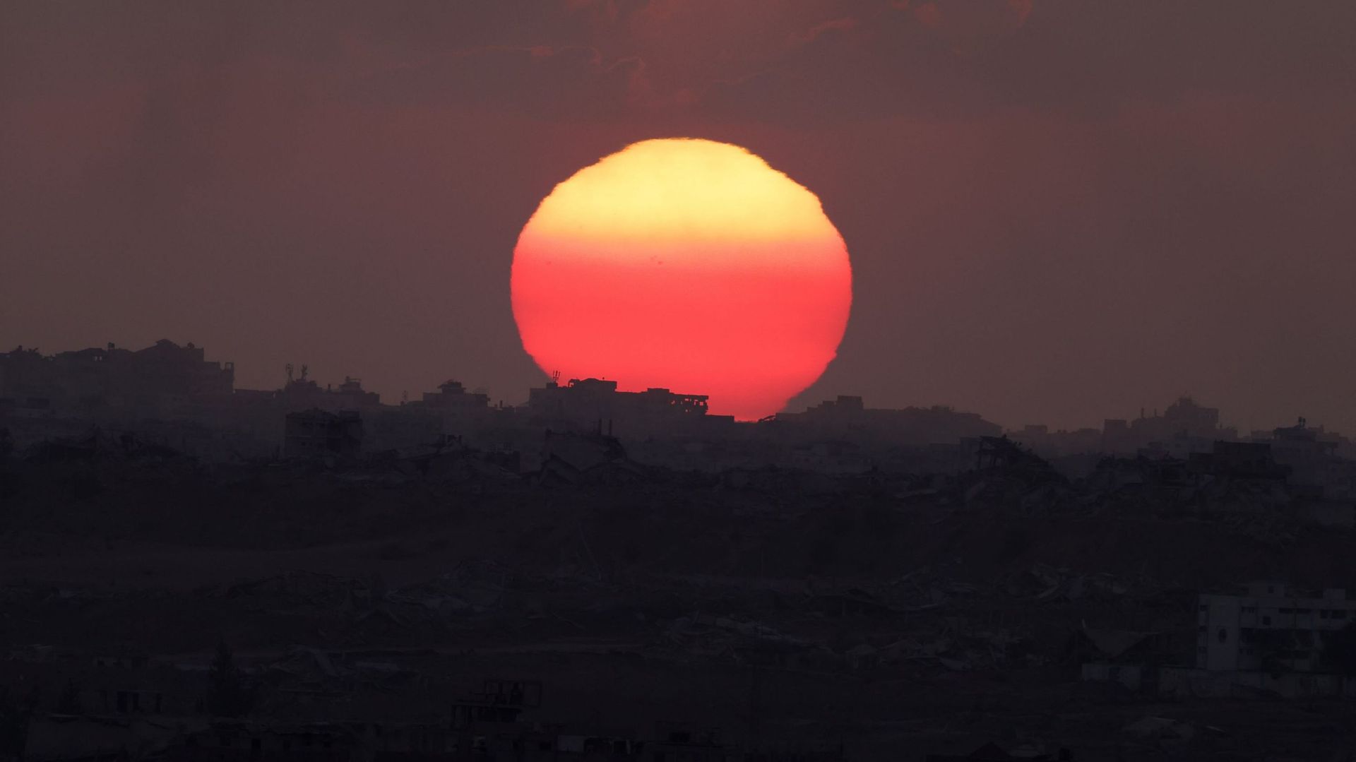 Guerre Israël-Gaza : Tel-Aviv annonce l’ouverture d’une nouvelle route pour permettre aux habitants de fuir Gaza