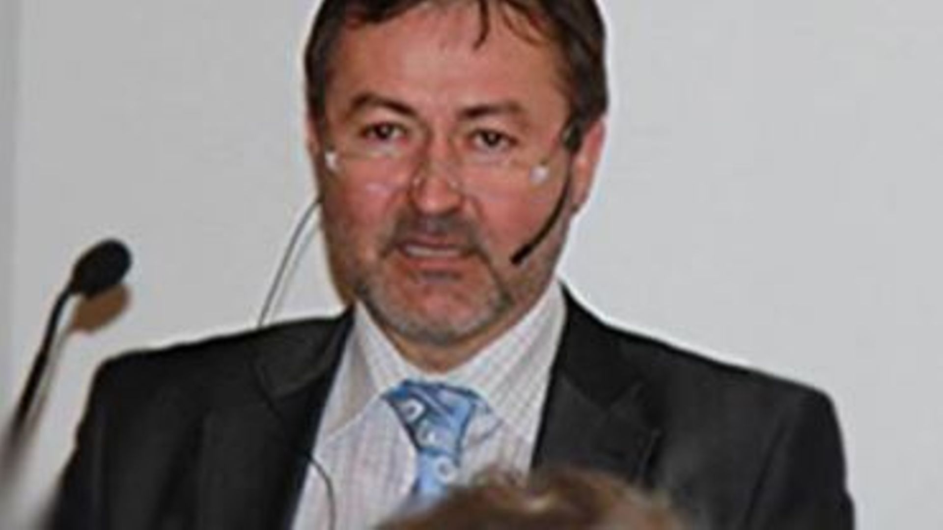 Dans la même série, l’Union Namur du parfois insondable président Bernard Annet vient également tout juste de se séparer de son entraîneur Olivier Defresne.