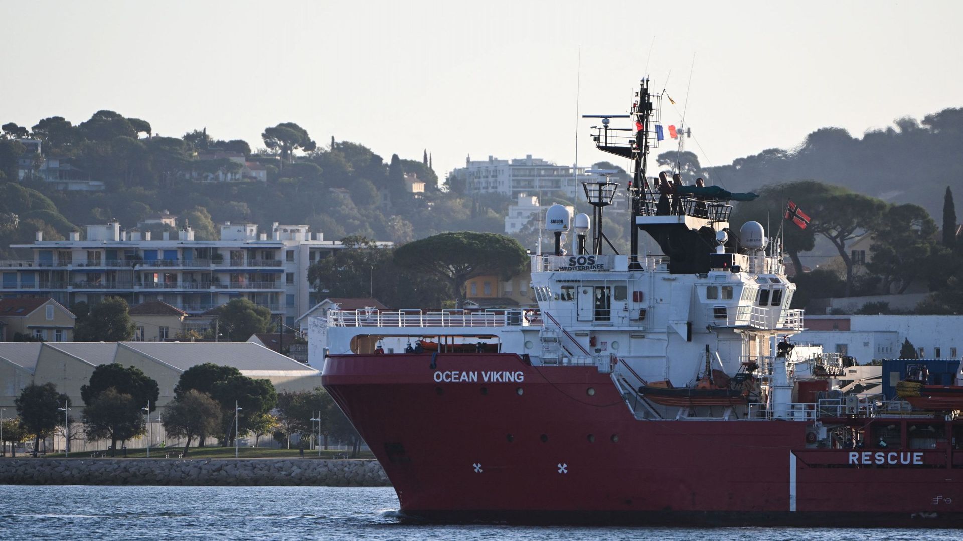 Le débarquement des migrants terminé, l’Ocean Viking a quitté Toulon