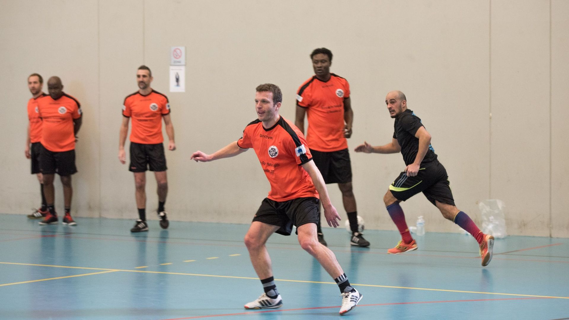 Thomas Chatelle et d’anciens pros jouent en prison pour la bonne cause