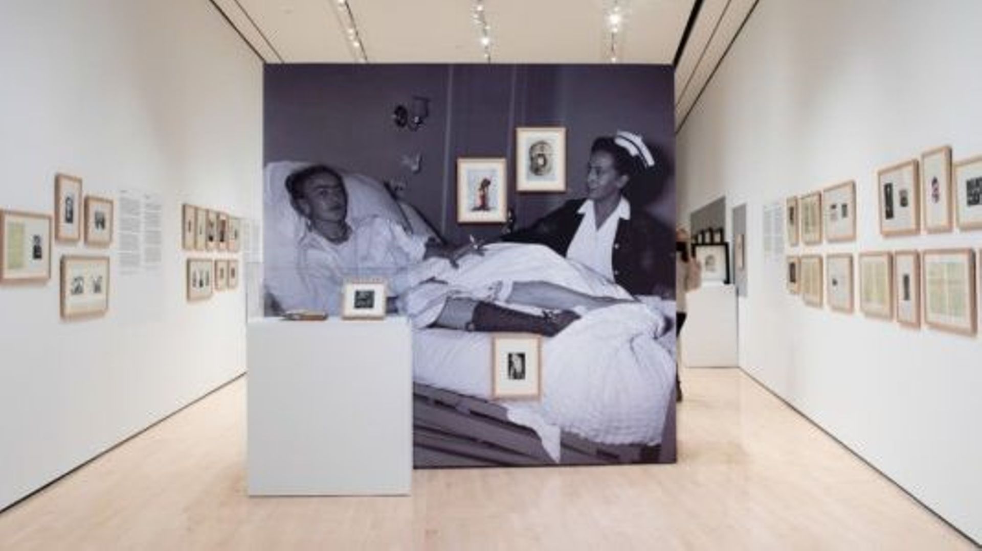 L’exposition "Kahlo sans frontières" présente pour la première fois au grand public des documents d’archives sur l’état de santé de Frida Kahlo.