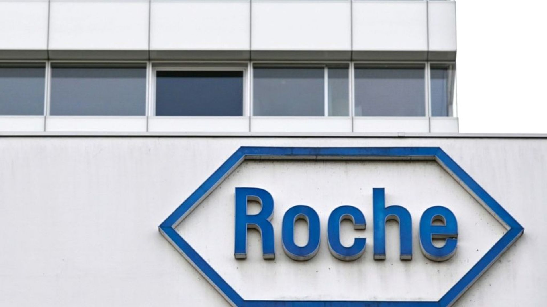 Le géant pharmaceutique suisse Roche annonce avoir développé des tests PCR de détection du virus de la variole du singe