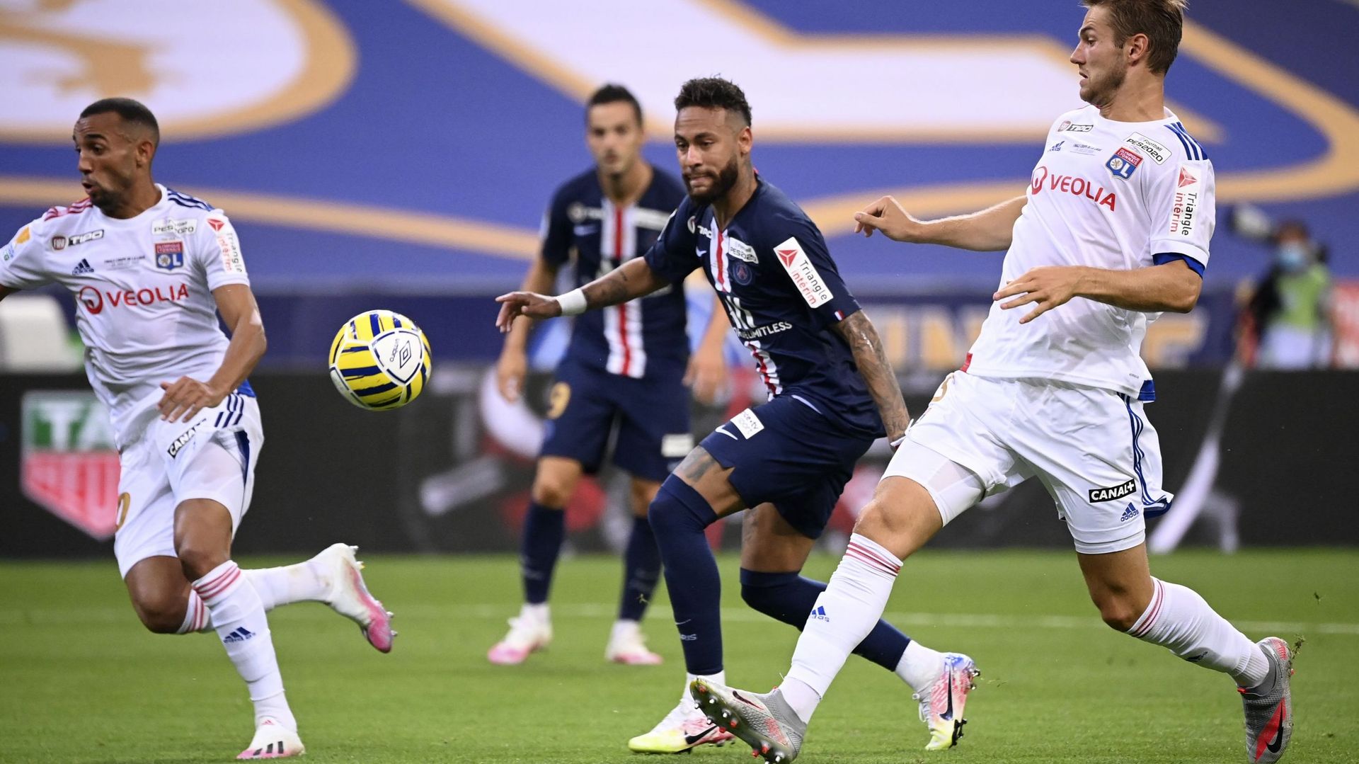 Le PSG bat l'OL aux tirs au but dans l'ultime finale de Coupe de la Ligue