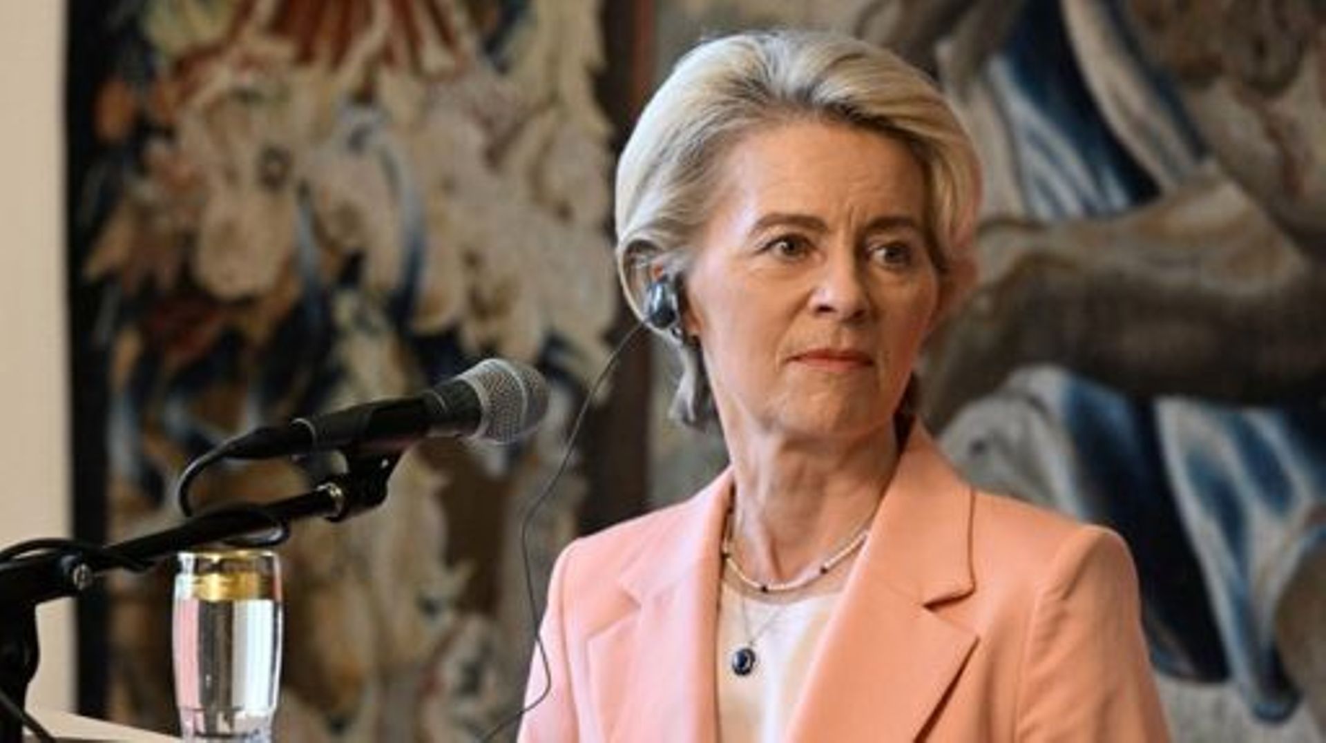President of the European Commission Ursula von der Leyen addresses a press conference with the Czech President at Prague Castle on May 2, 2023 in Prague.  Michal Cizek / AFP