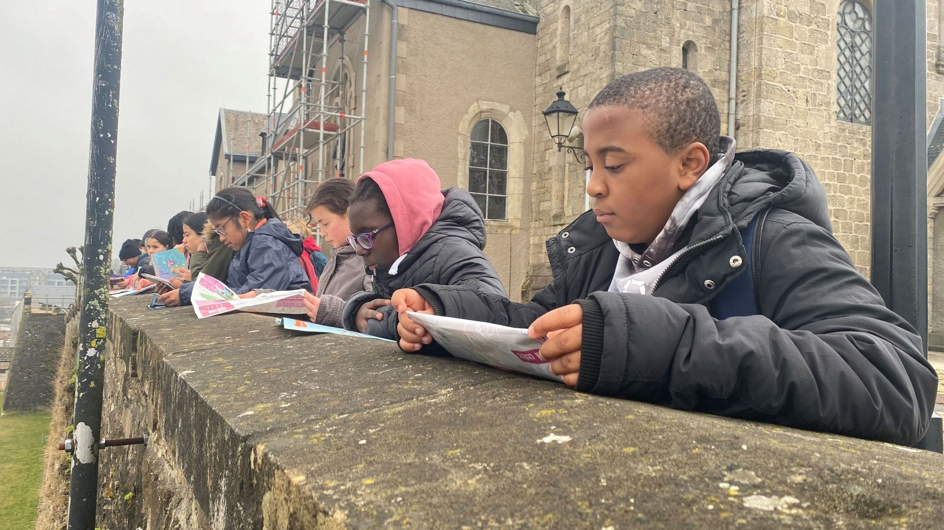 Les élèves de l’école Magellan sont allés au musée archéologique, mais aussi à l’église Saint-Donat.