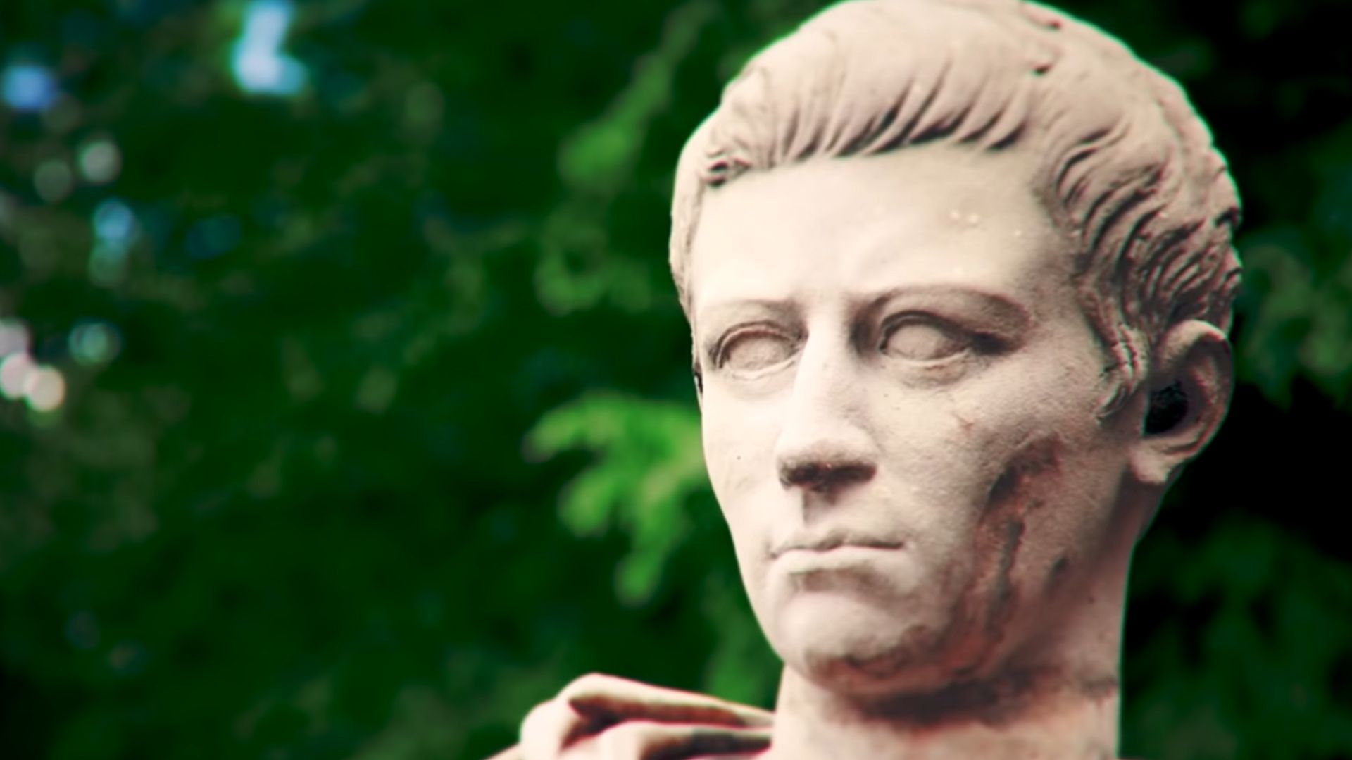 Pourquoi Caligula voulait-il décerner le titre de consul à son cheval ?