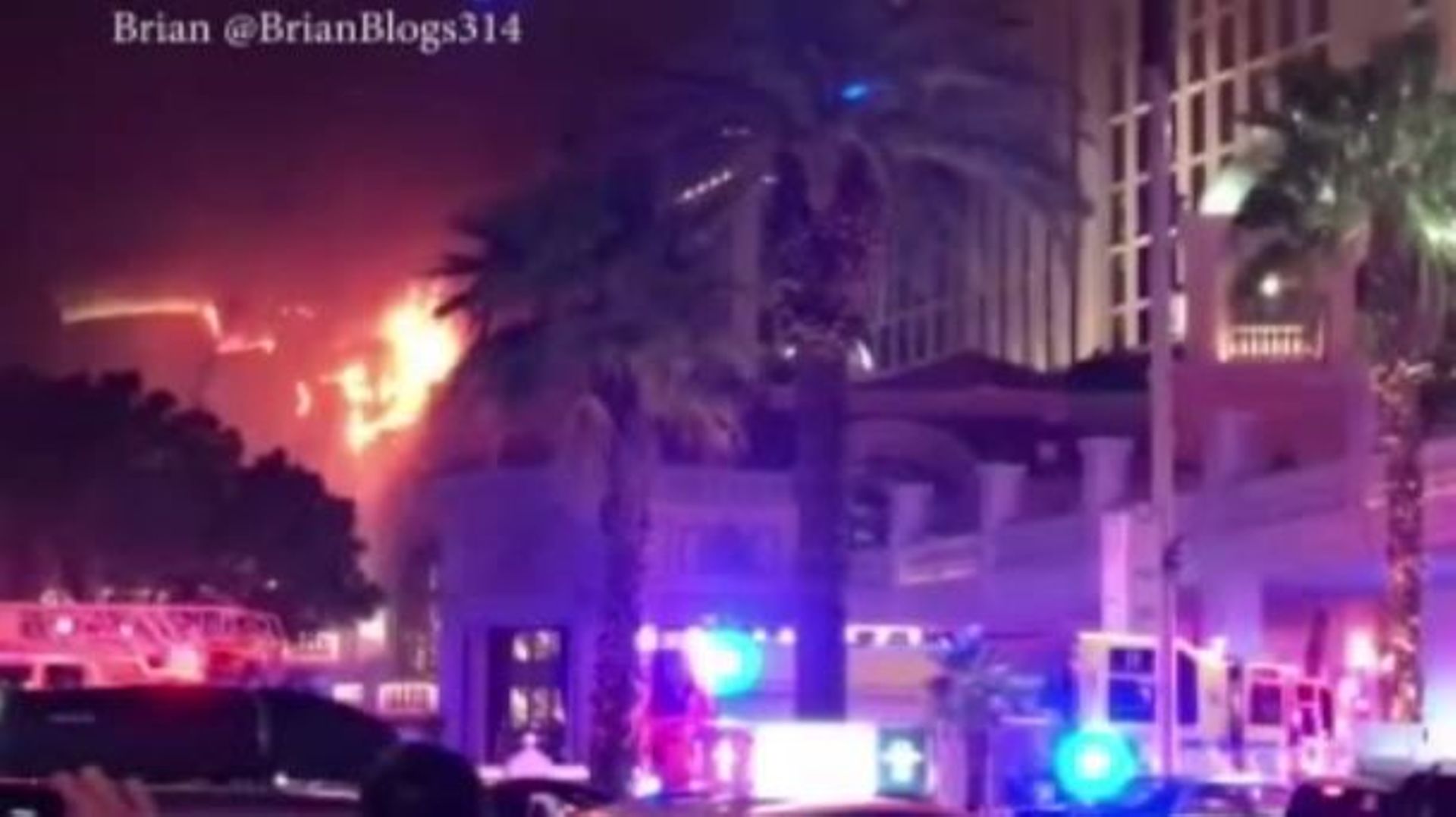 Что произошло в вегасе в москве. Отель Лас Вегас США пожар. Сгоревший отель в Лас-Вегасе. Отель призрак Лас Вегас пожар. Пожар в отеле Лас Вегаса.