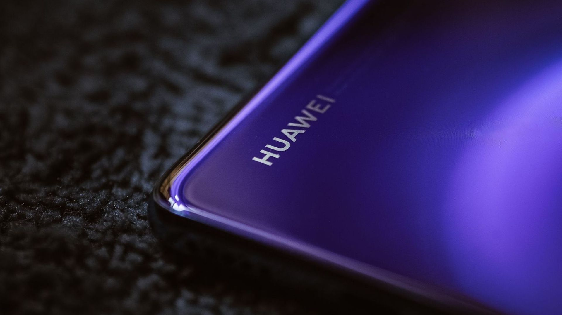 Huawei est devenu le plus gros constructeur de smartphones en avril, devant Samsung