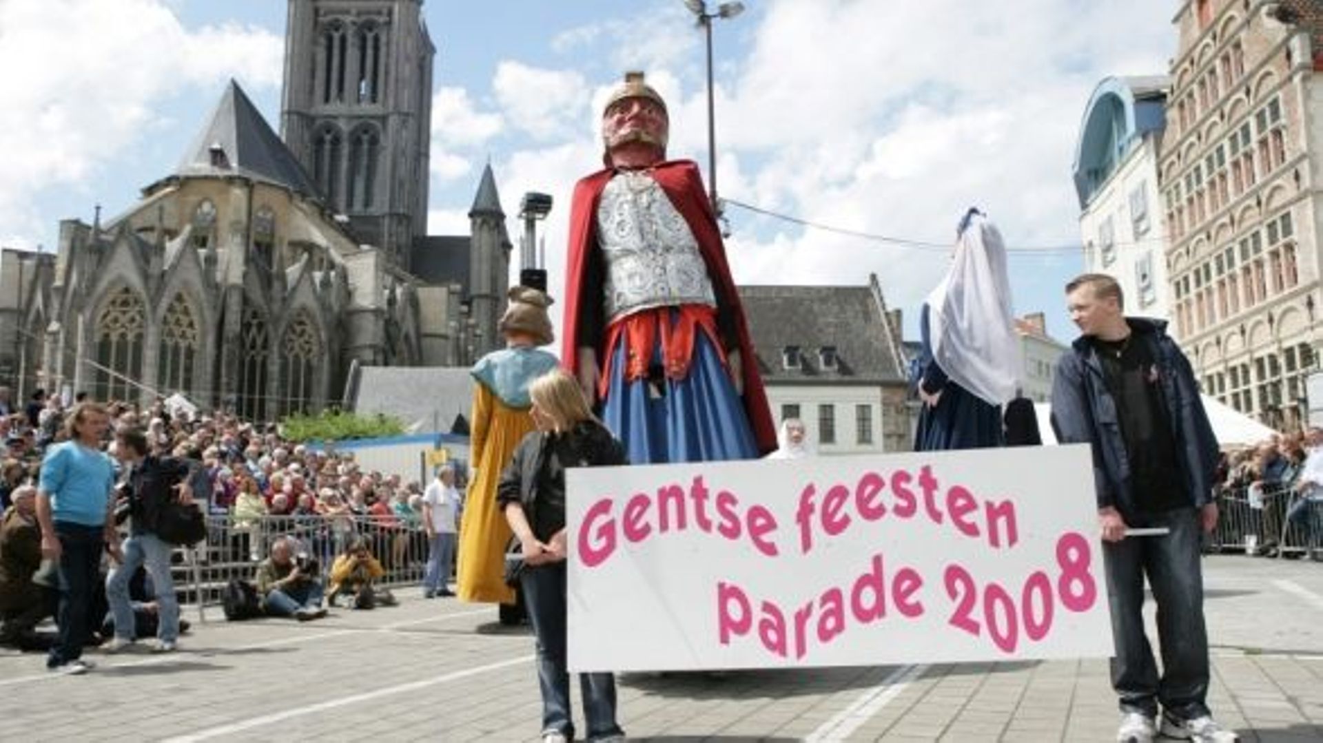 Les Flamands, plus fiers et moins sympathiques RTBF Actus