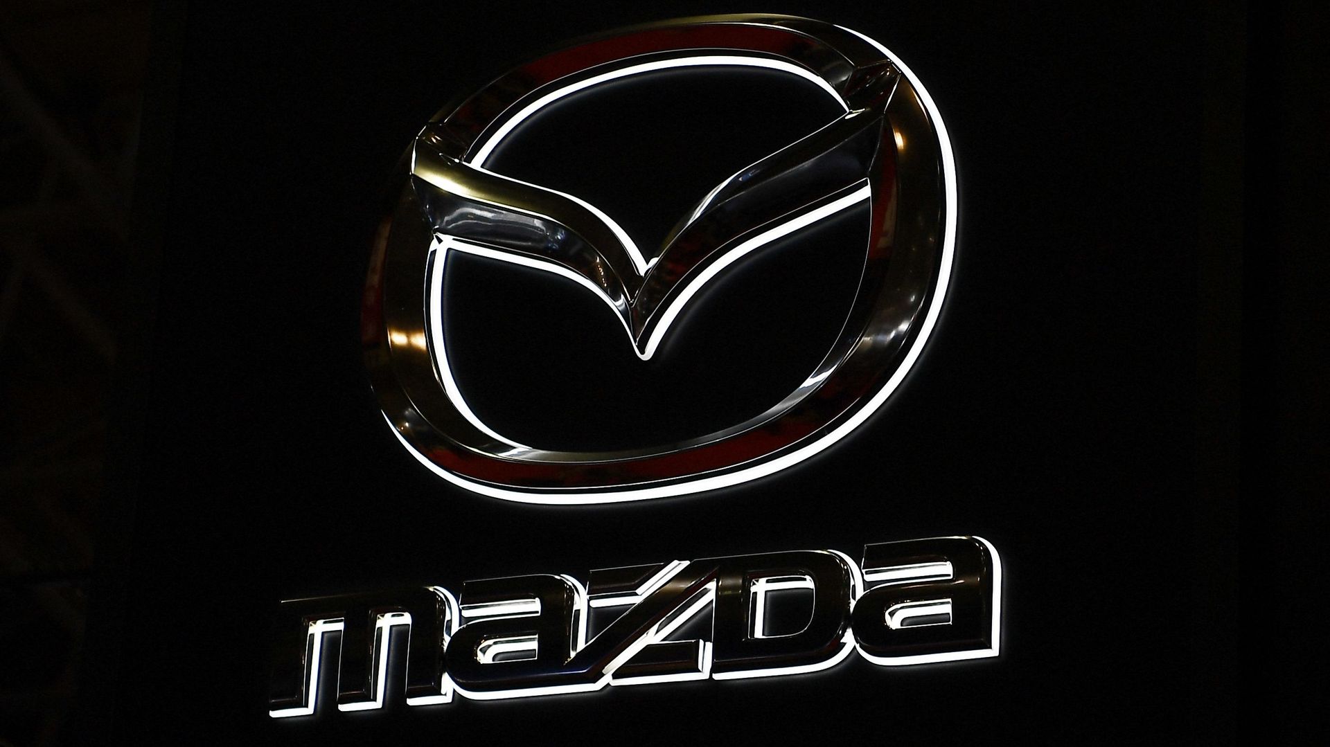 Etats-Unis : des conducteurs de Mazda bloqués sur la radio publique après un bug