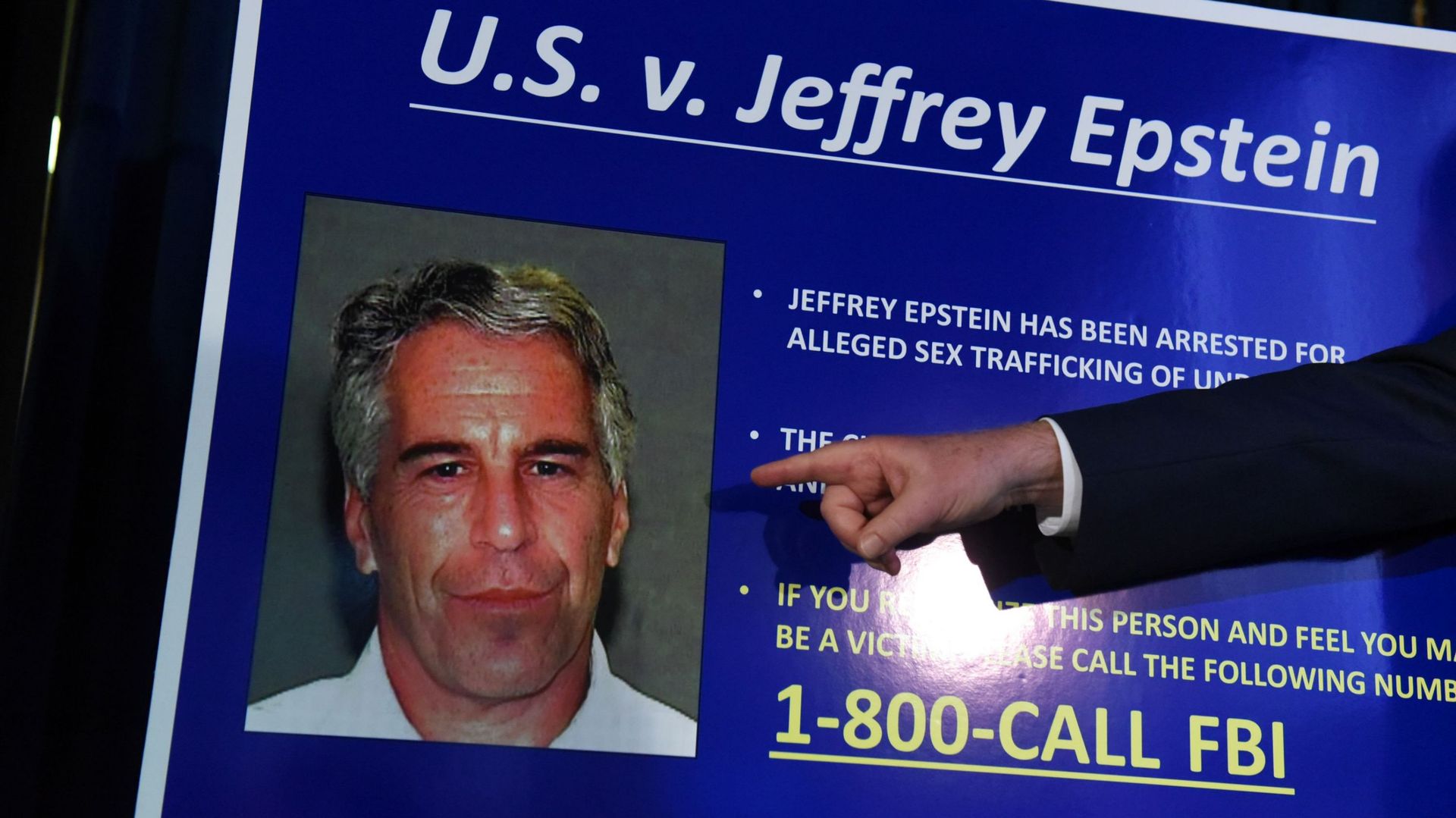 Affaire Epstein: début du procès pour crimes sexuels de la "rabatteuse" de Jeffrey Epstein