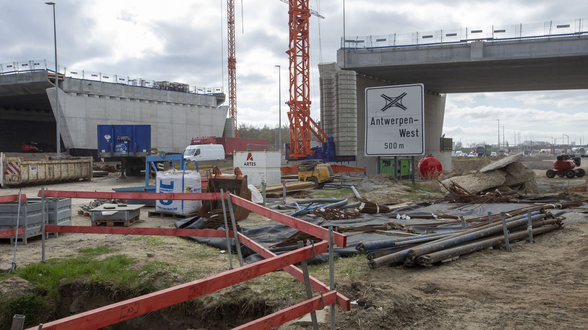 Pollution à Zwijndrecht : la demande de suspension du chantier de l’Oosterweel sera plaidée fin novembre