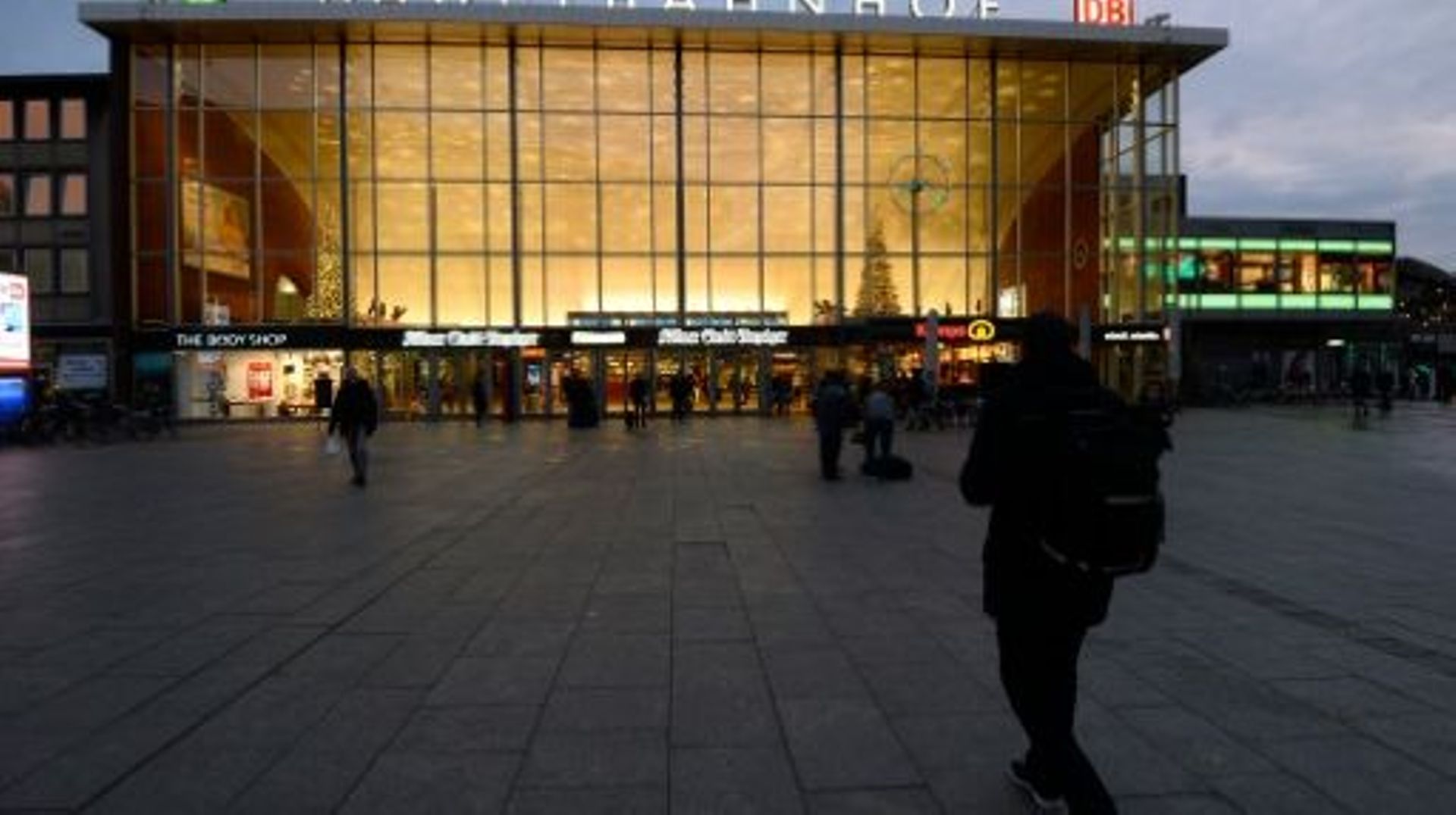 Allemagne: des touristes annulent leur visite à Cologne