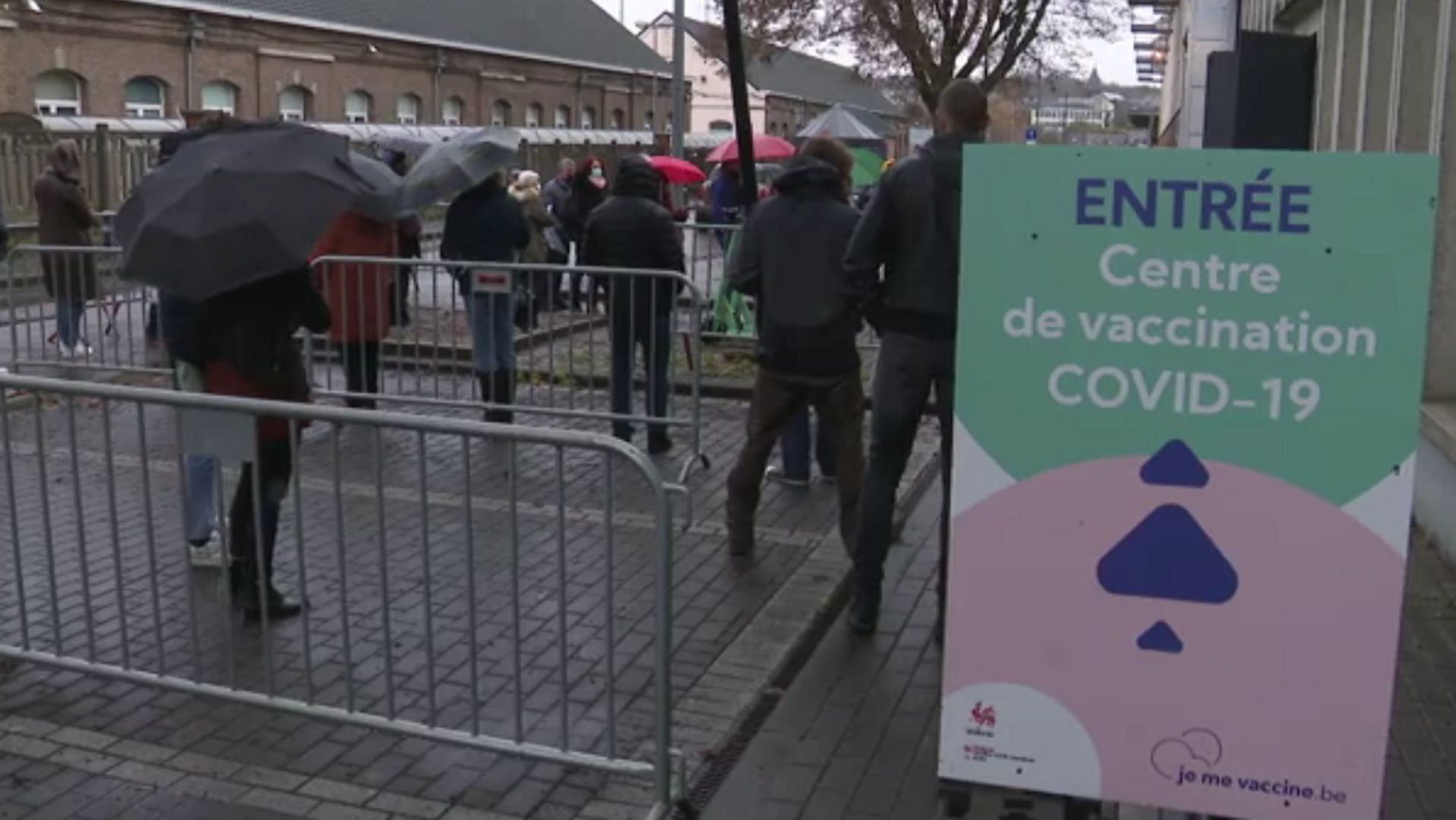 Le centre de vaccination a repris du service ce 1er décembre à Namur expo