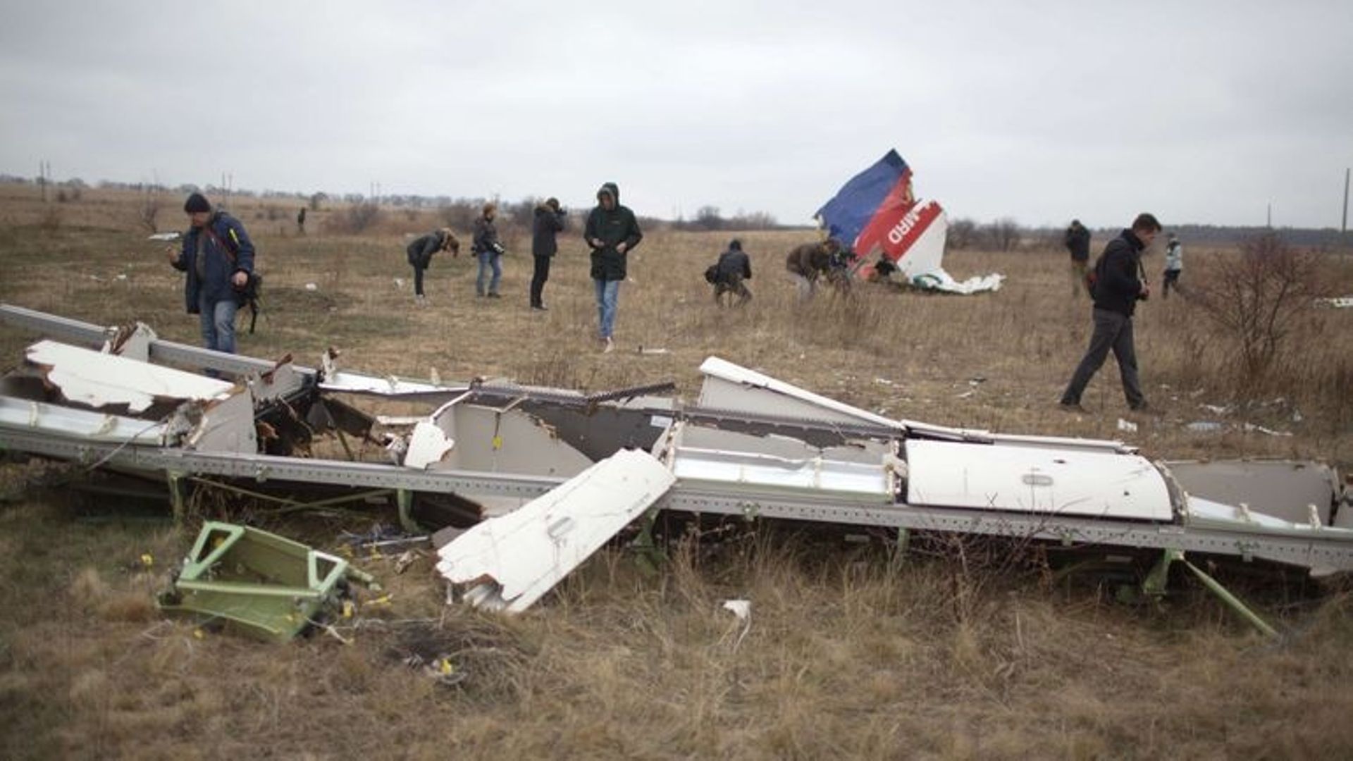 Les restes du vol MH17, retrouvés dans la région du Donbass.