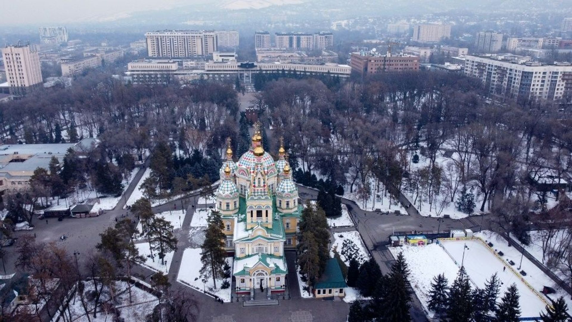 Vue aérienne d'Almaty.