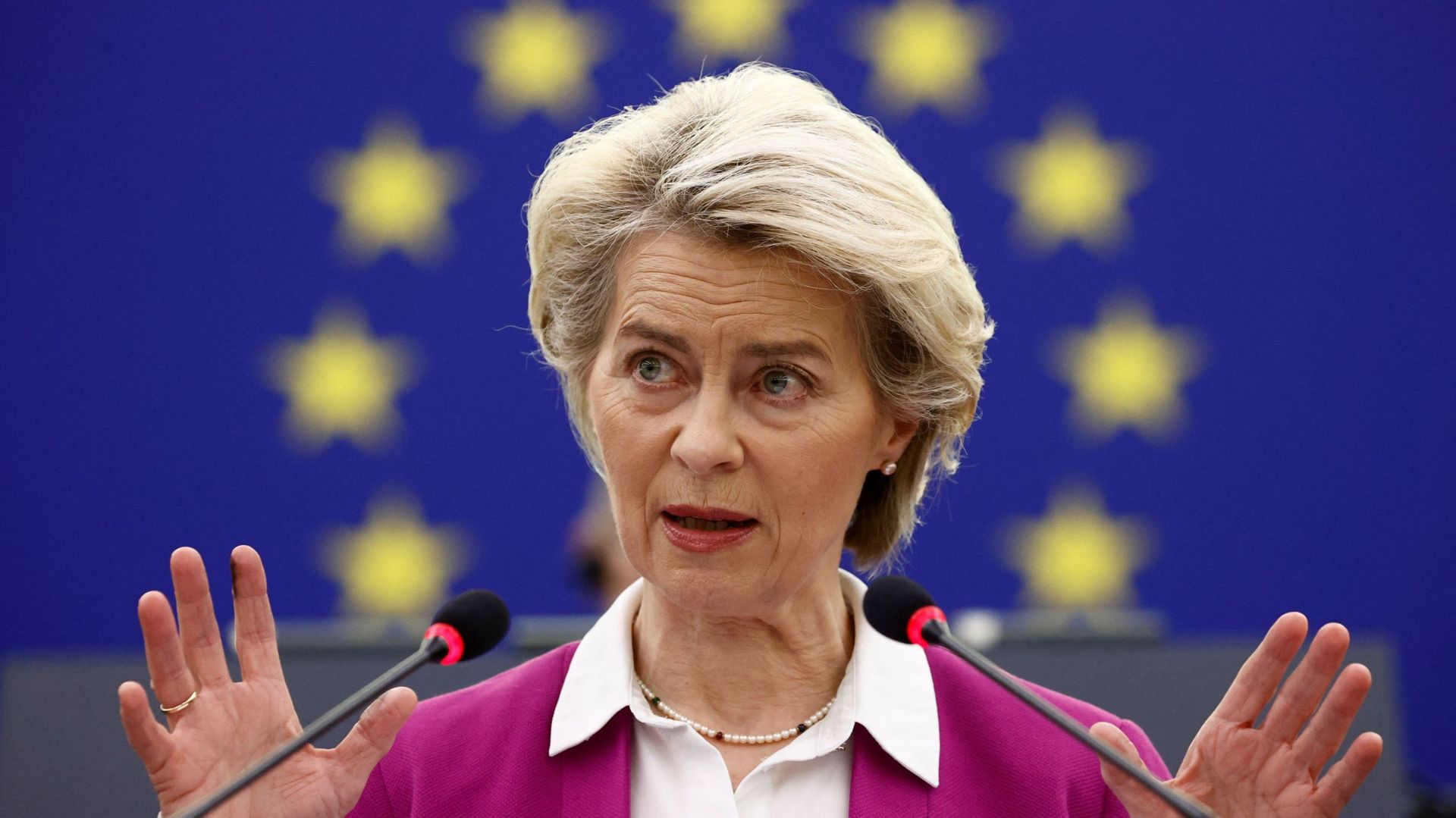 La présidente de la Commission européenne, Ursula von der Leyen, s’exprime devant le Parlement européen sur les conclusions du sommet des dirigeants d’octobre, à Strasbourg, en France, le 23 novembre 2021.