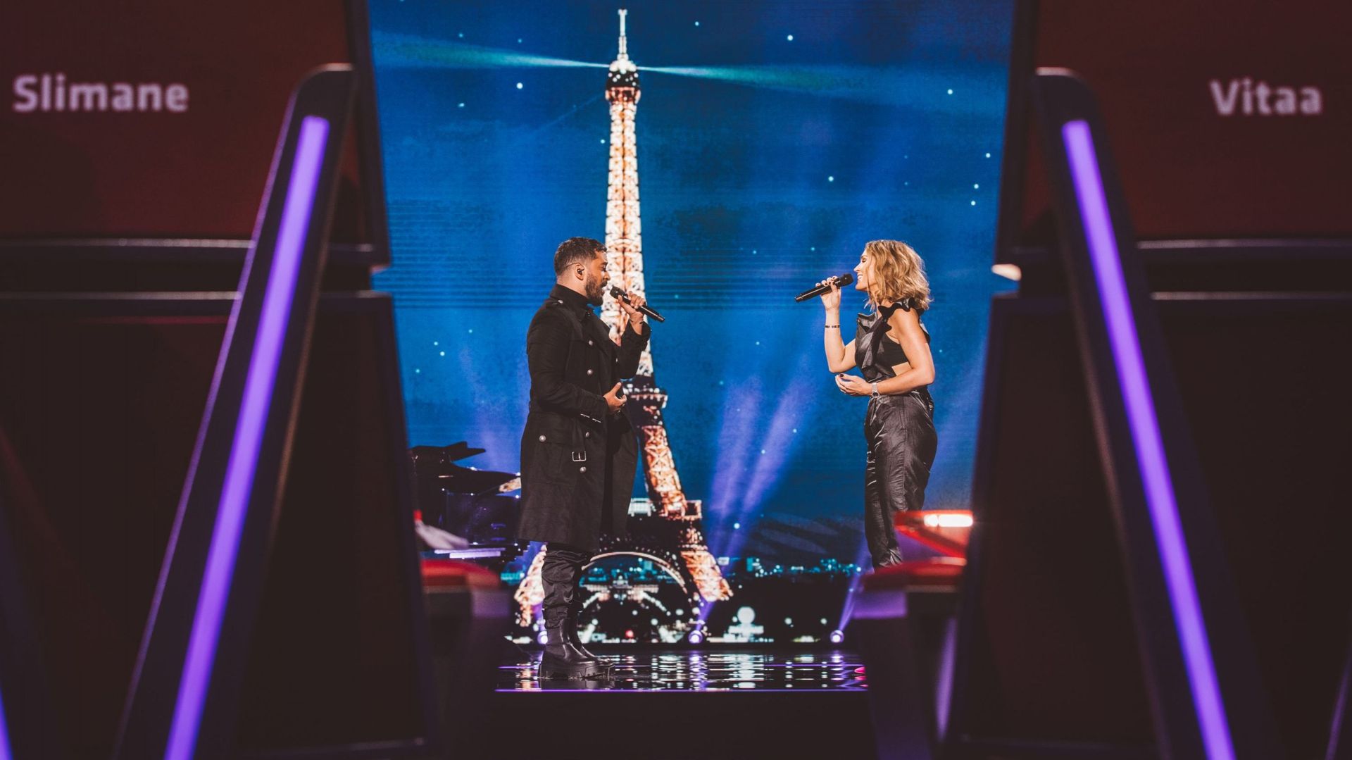 Slimane et Vitaa interprètent "Avant toi" lors de la finale de The Voice Kids