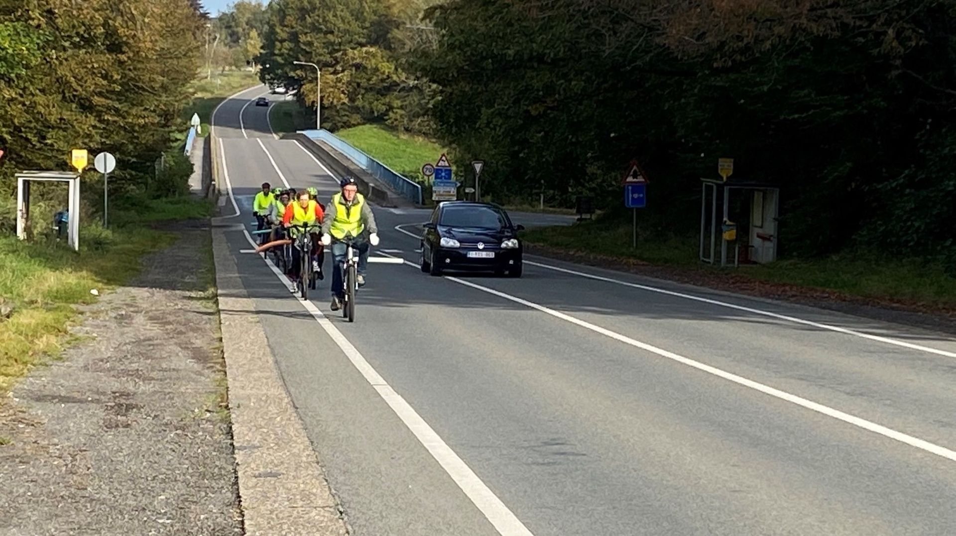 L’action avait pour objectif de sensibiliser les automobilistes aux distances à respecter lors du dépassement d’un cycliste.