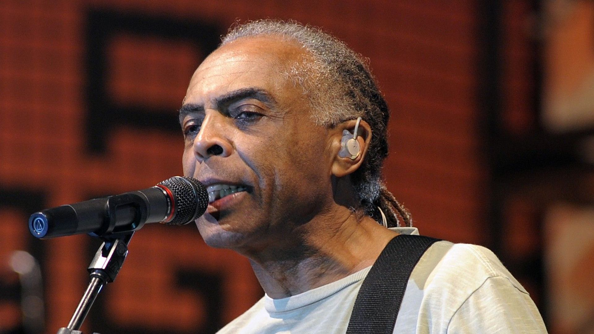 Le musicien brésilien Gilberto Gil hospitalisé pour cause d'hypertension