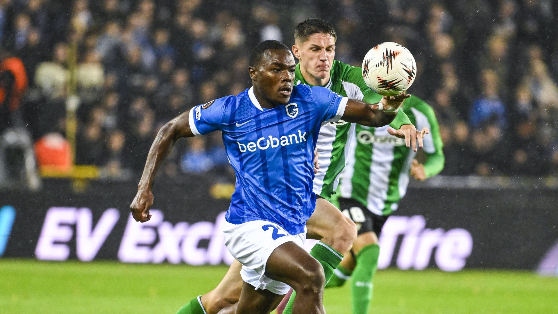 Direct vidéo Genk - Betis, 0-0 : Oh et Karetsas face à Antony et compagnie