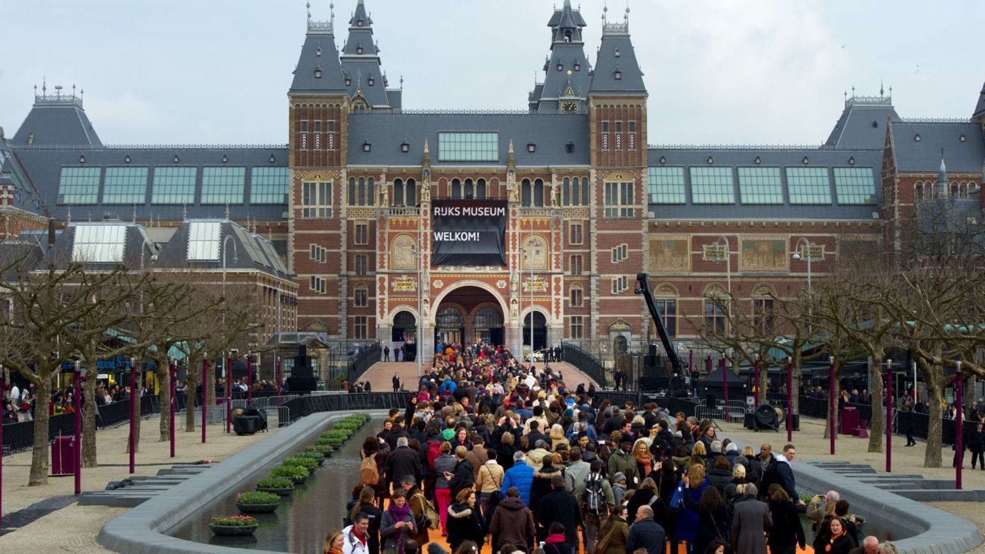 Pays-Bas - La reine Beatrix rouvre le Rijksmuseum