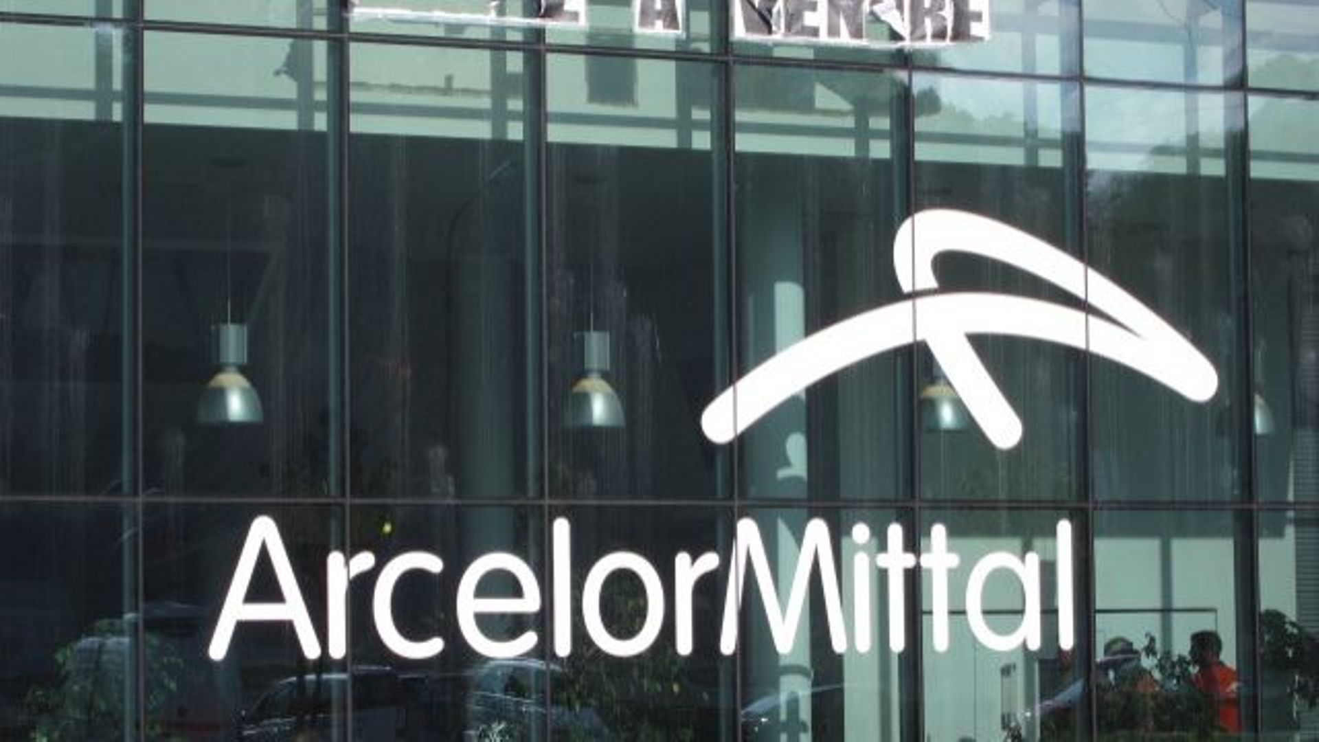 Procédure Renault chez ArcelorMittal: réunion entre syndicats et direction ce lundi