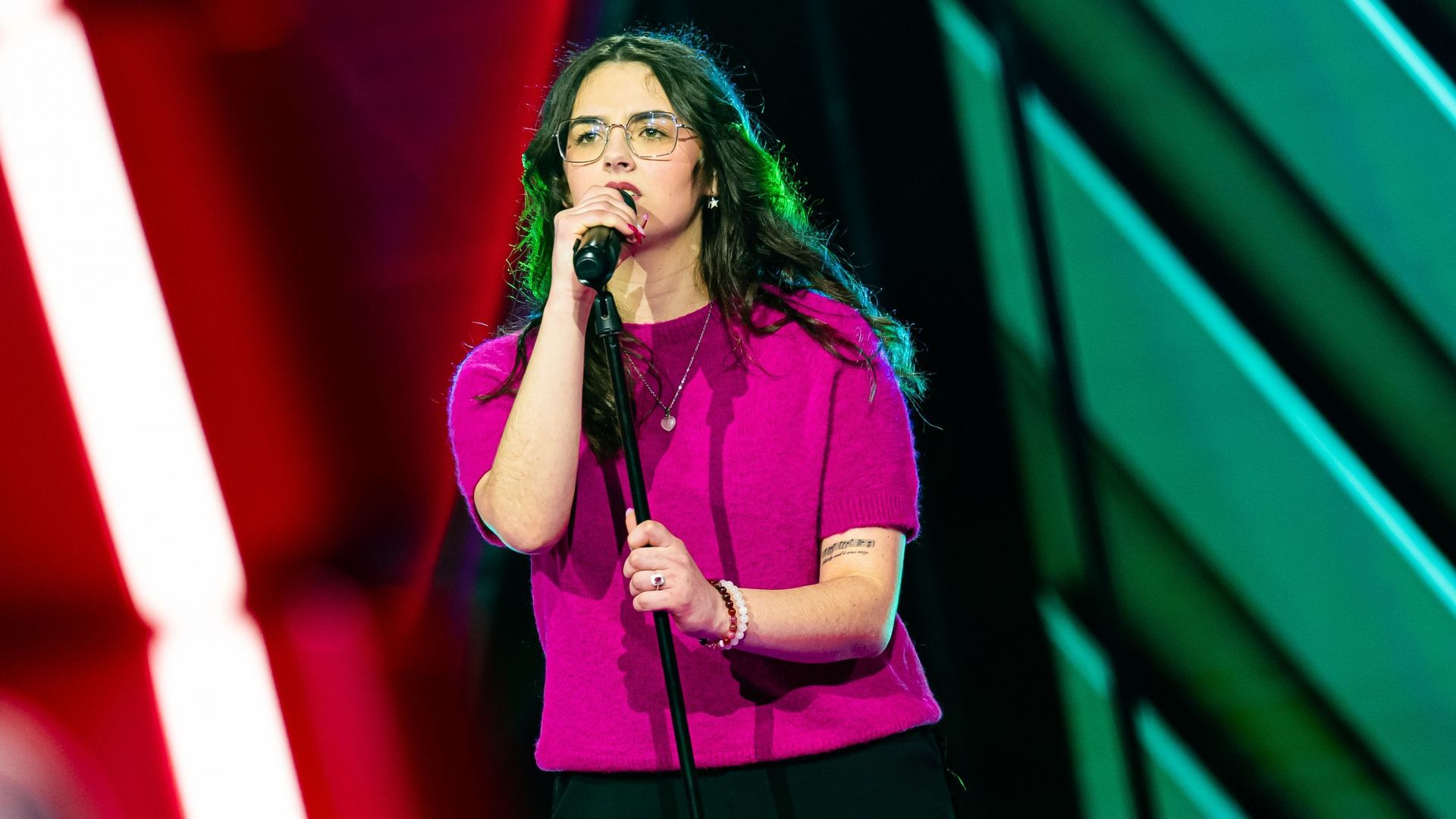 Ascenseur émotionnel pour Amélya qui intègre l’aventure The Voice Belgique