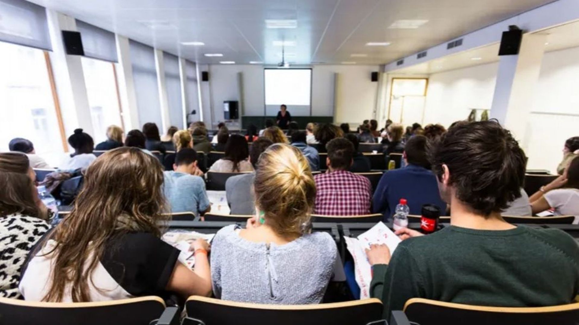 Dans les prochaines années, les rythmes scolaires pourraient être modifiés en profondeur dans l’enseignement supérieur