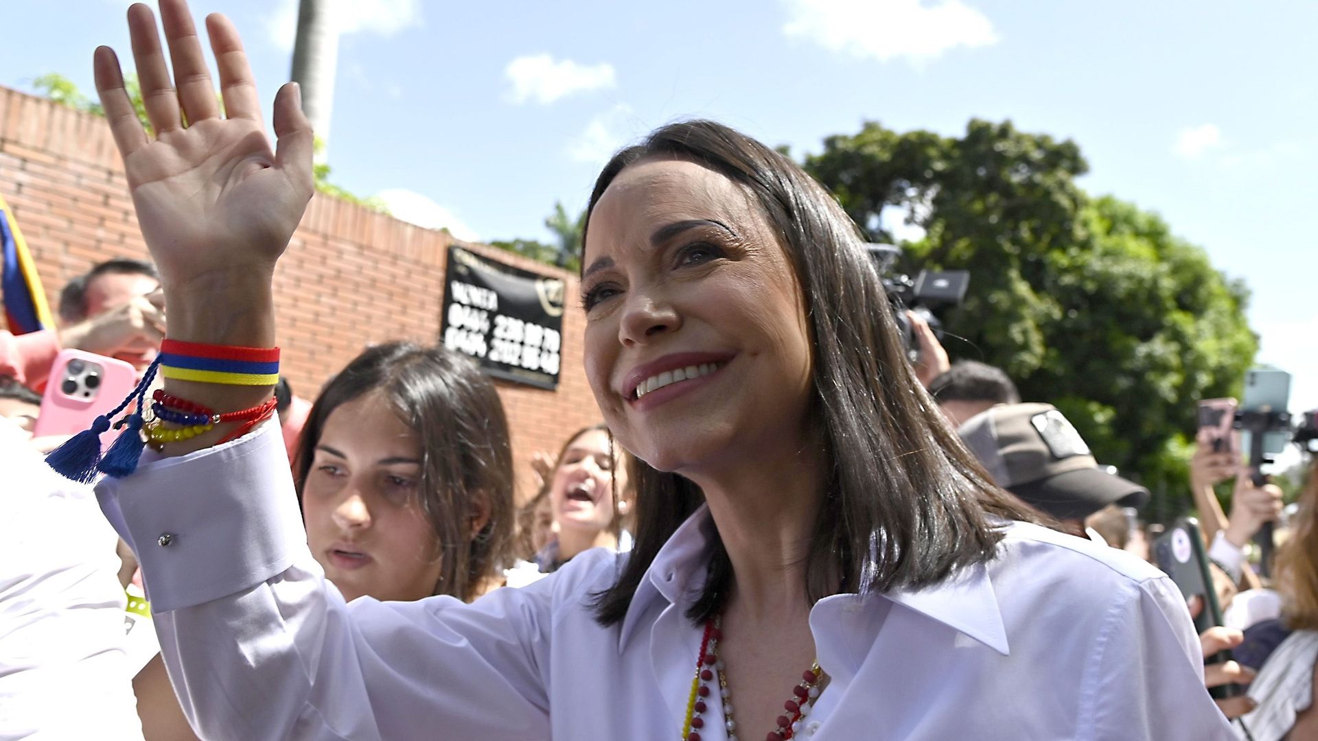 Le Venezuela ferme son ambassade en Norvège sans explication trois jours après la remise du Nobel de la Paix à l’opposante Machado
