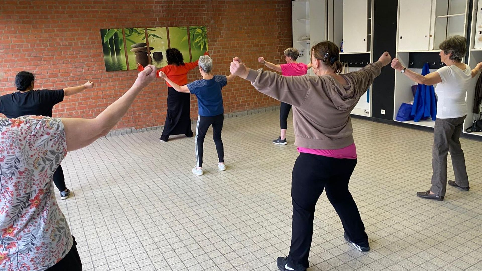 50 ans après sa création, Hainaut Seniors fait sa dernière rentrée, la province met fin à ce service